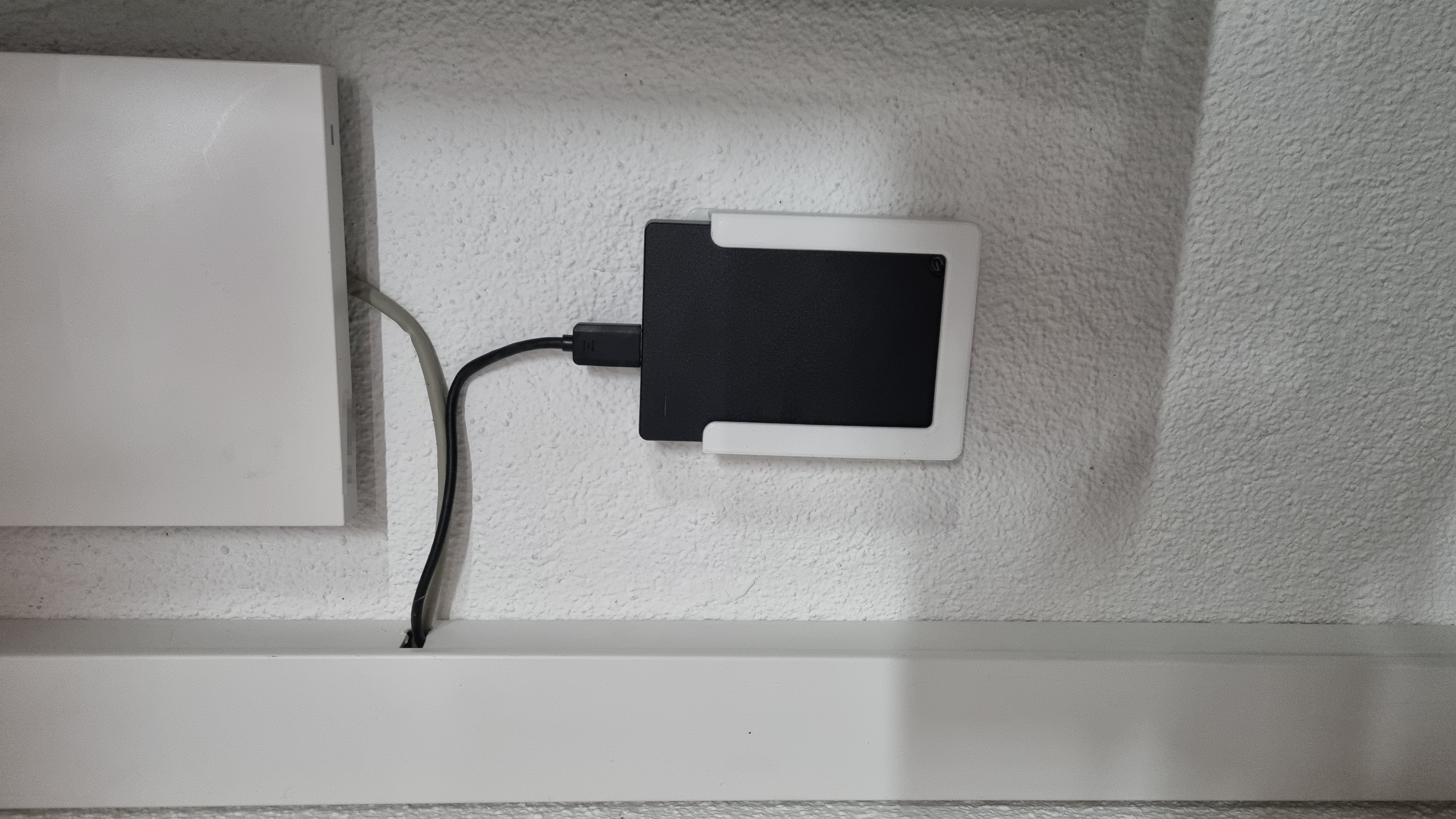 Seagate portable HDD Wallmount