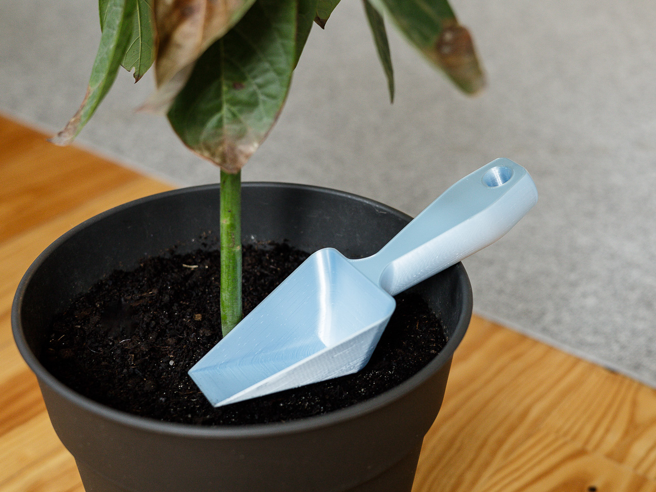 Small Garden Shovel V2