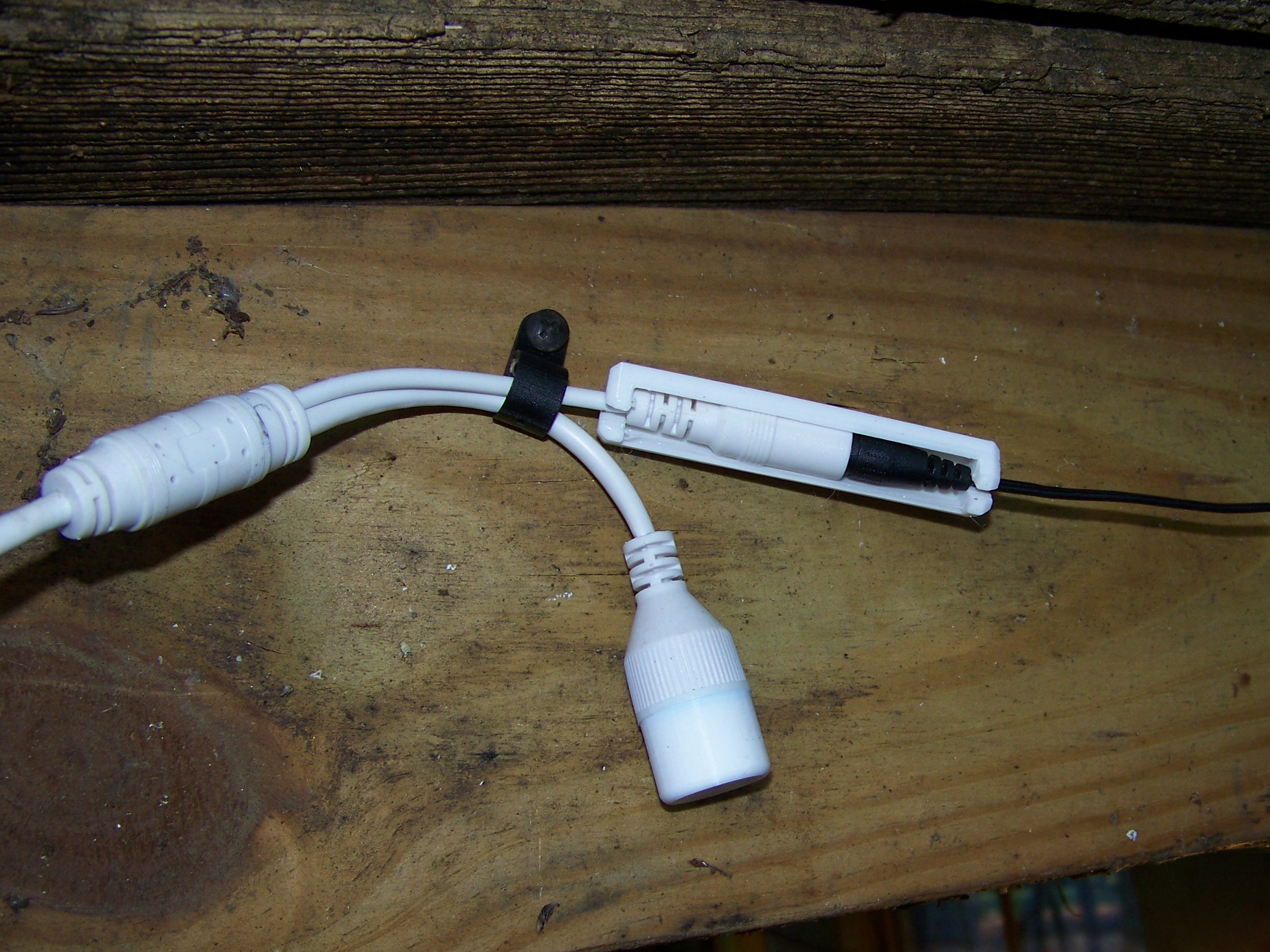 Tapo Power Cord Coupler Holder