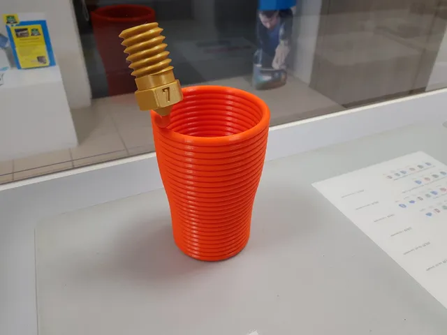 Vase Printception - giant extruder nozzle