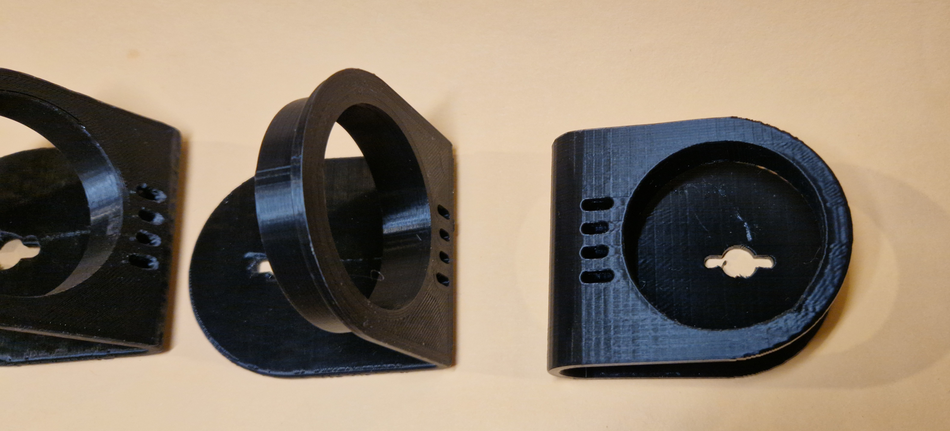 Miniatura 6 do modelo 3D Humidity Temperature sensor desktop stands