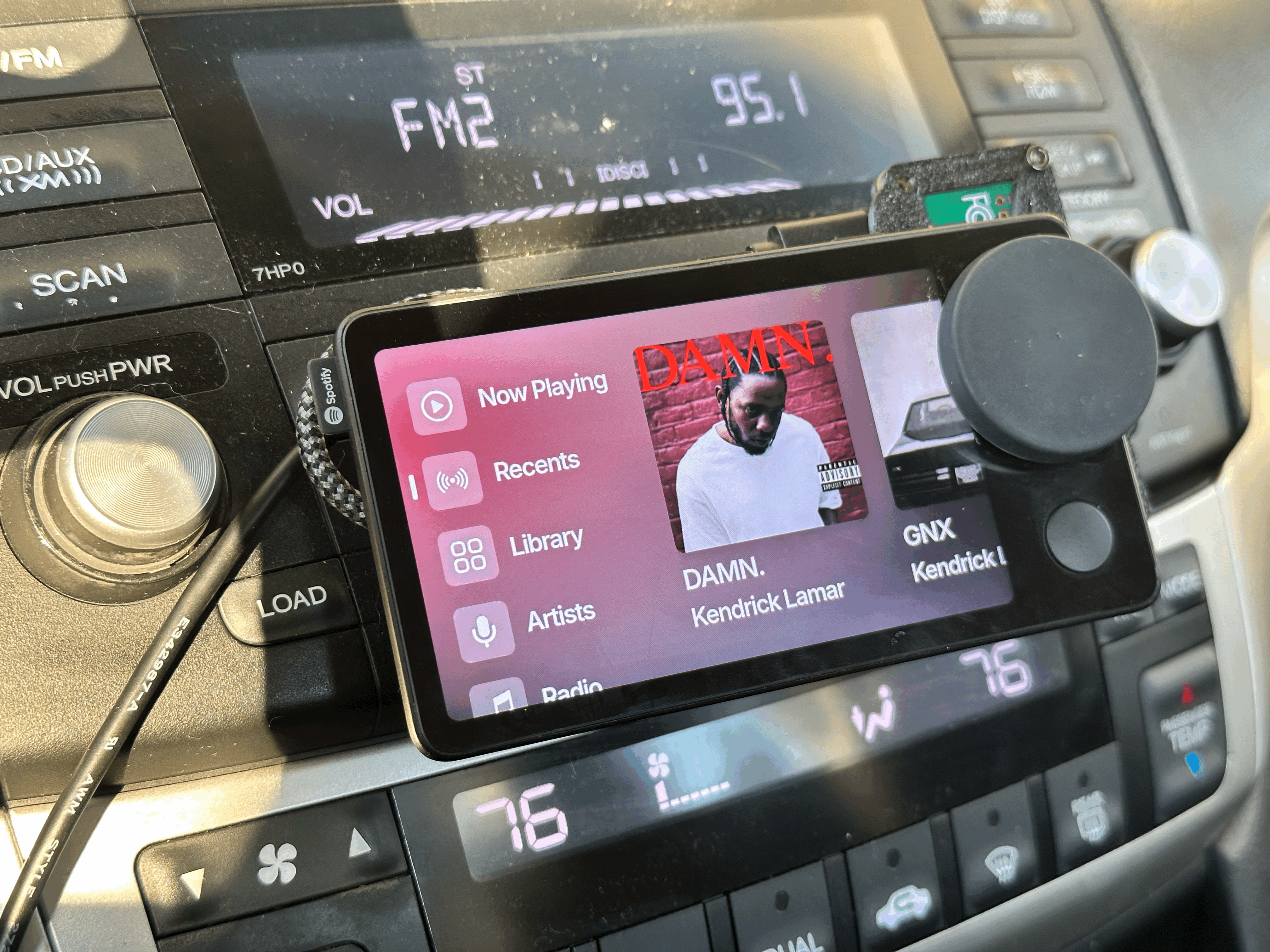 Raspberry Pi Zero W - Spotify CarThing Mount