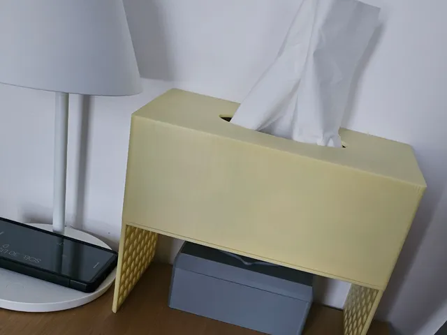 Tissue box