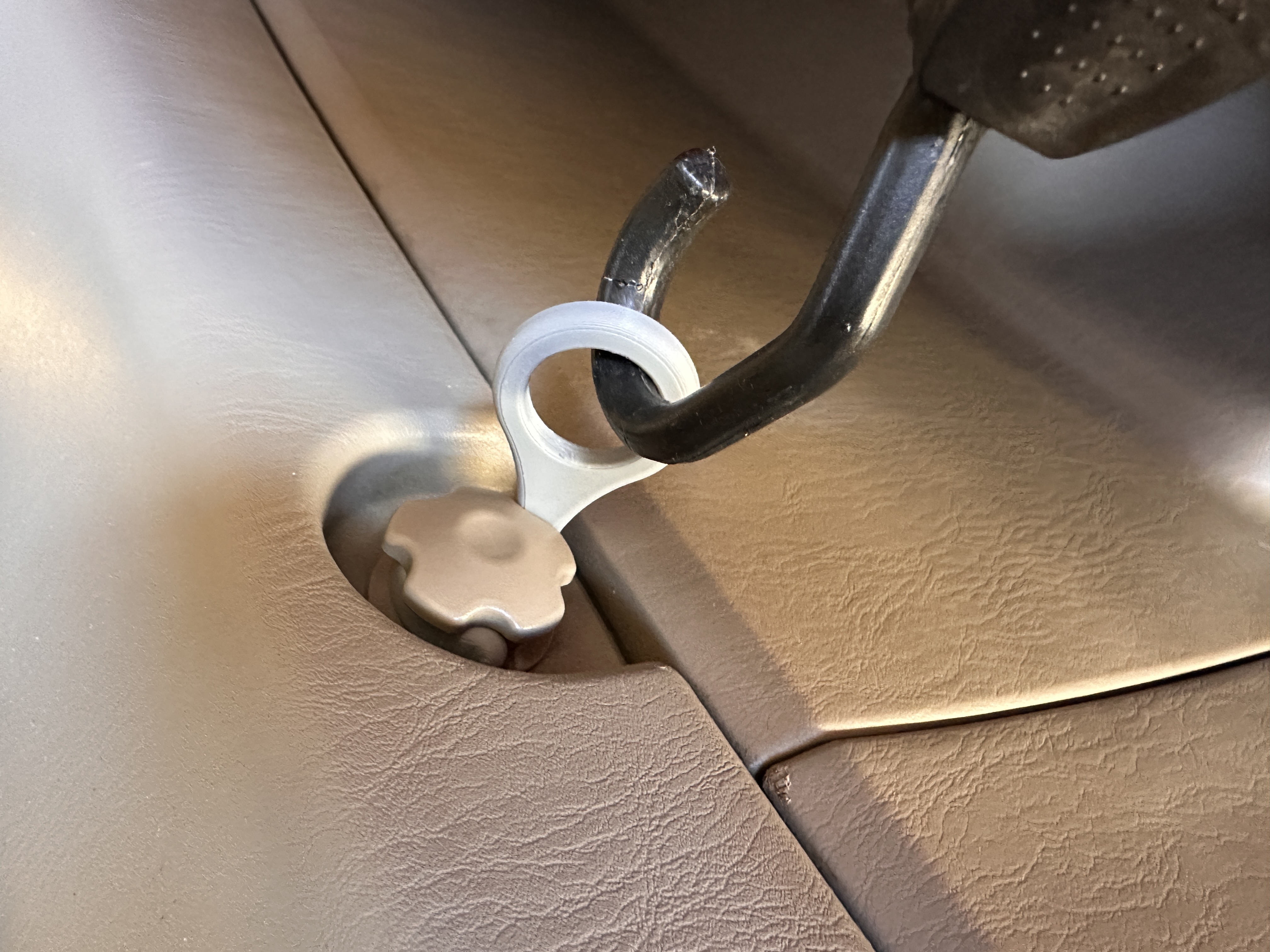 Miniatura 3 do modelo 3D Car Hook