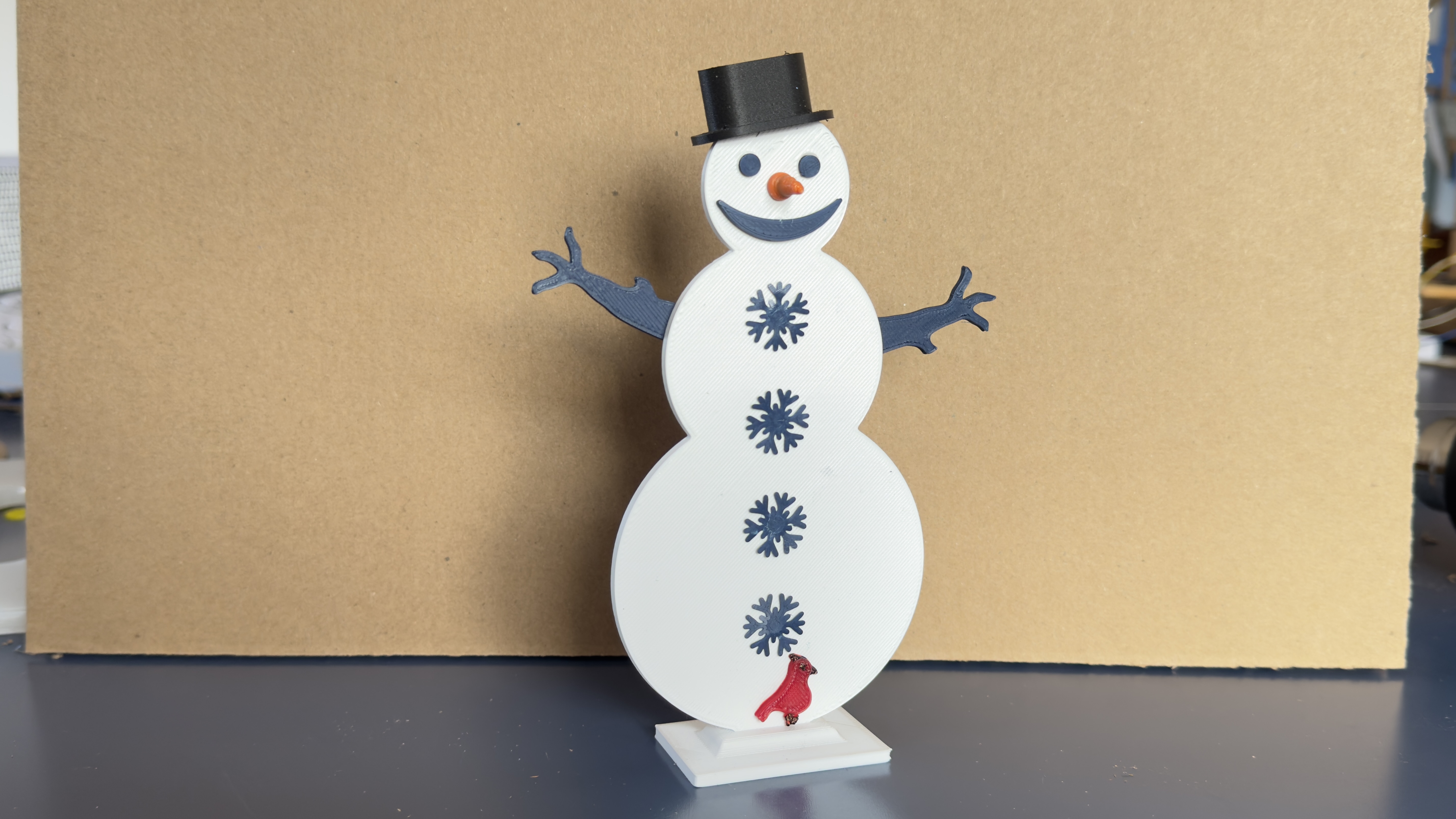 CHRISTMAS SNOWMAN WITH MOVING HANDS