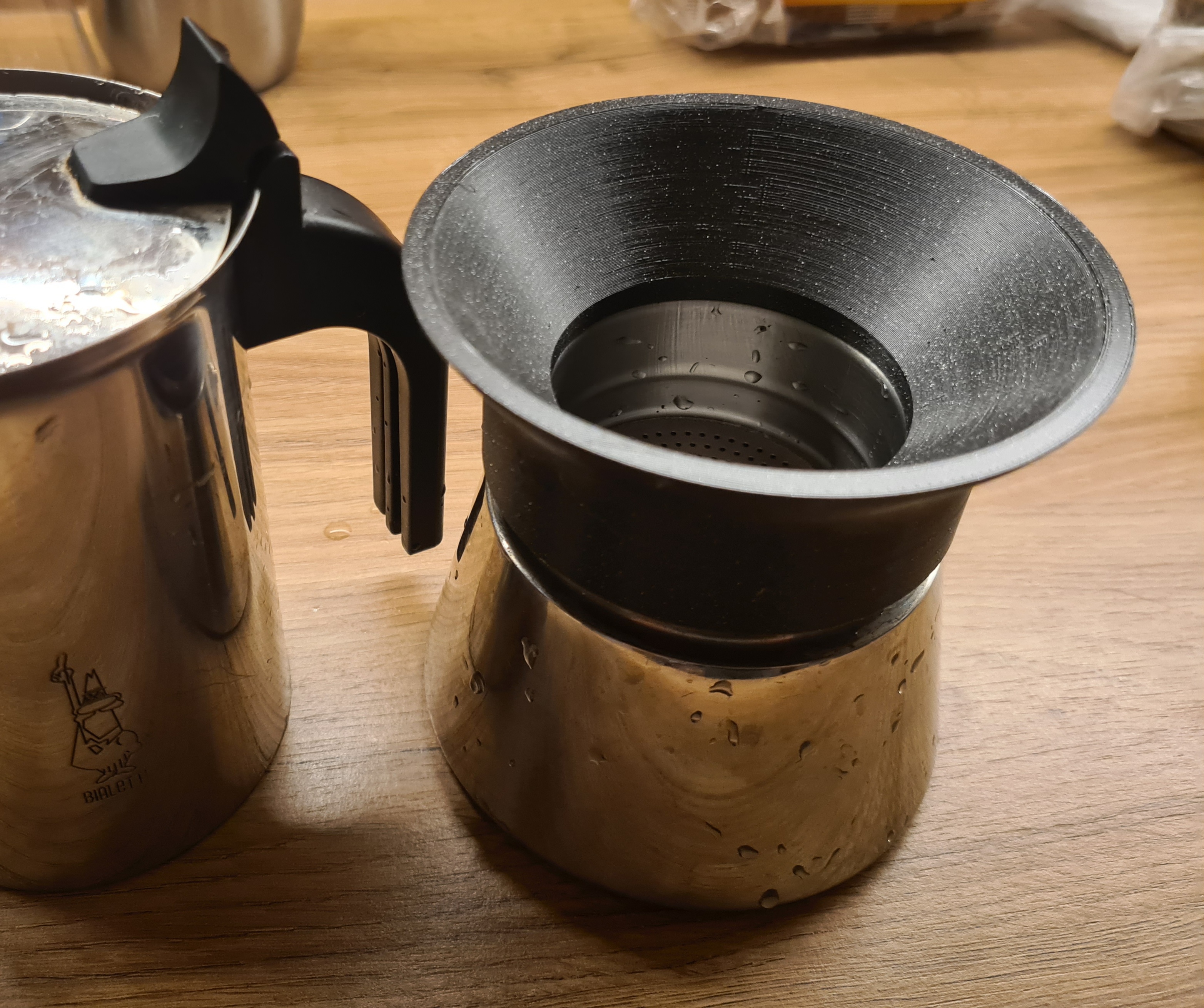 Bialetti Venus 6 cups funnel