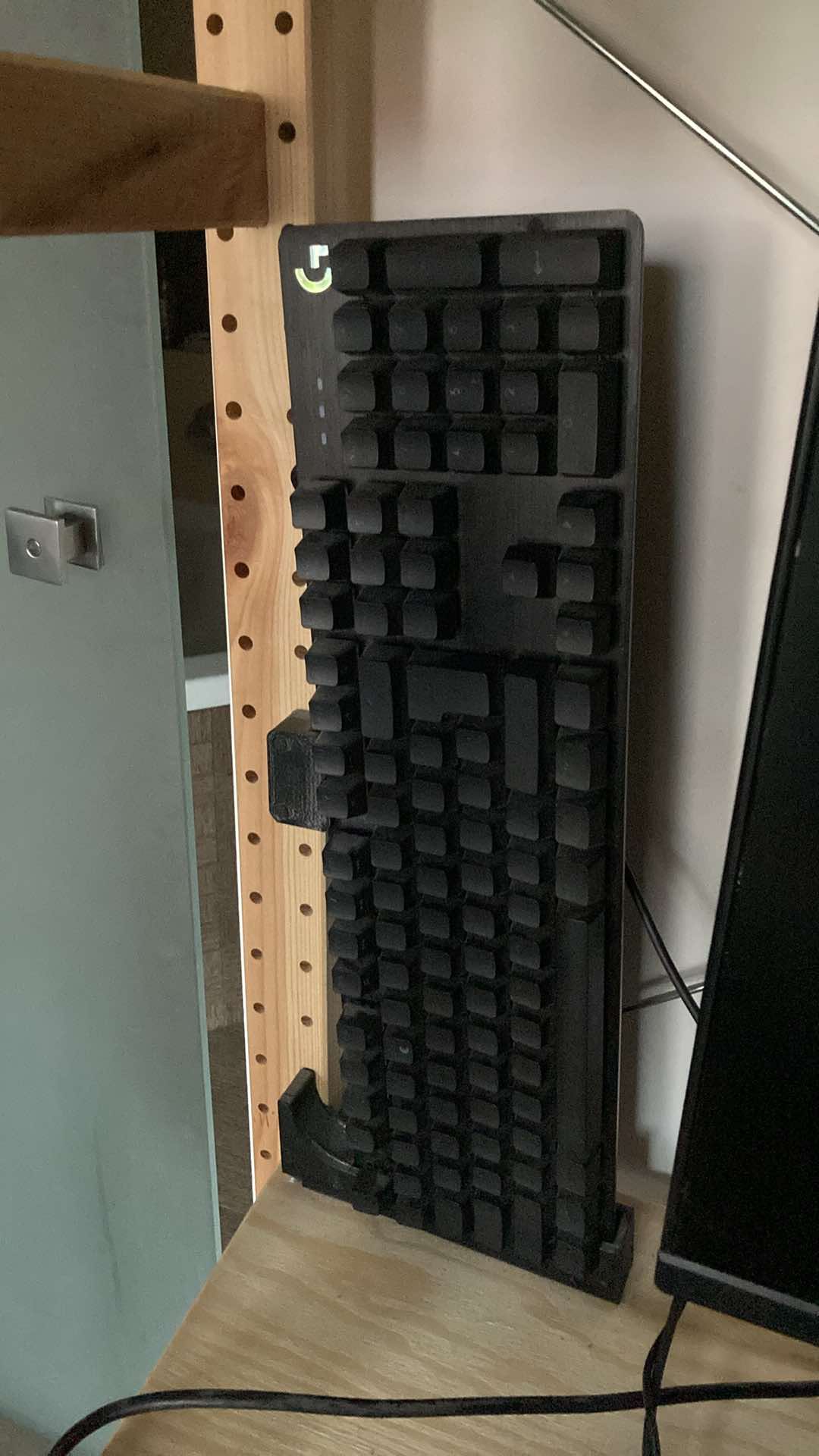 IKEA IVAR Keyboard stand for LG G413SE