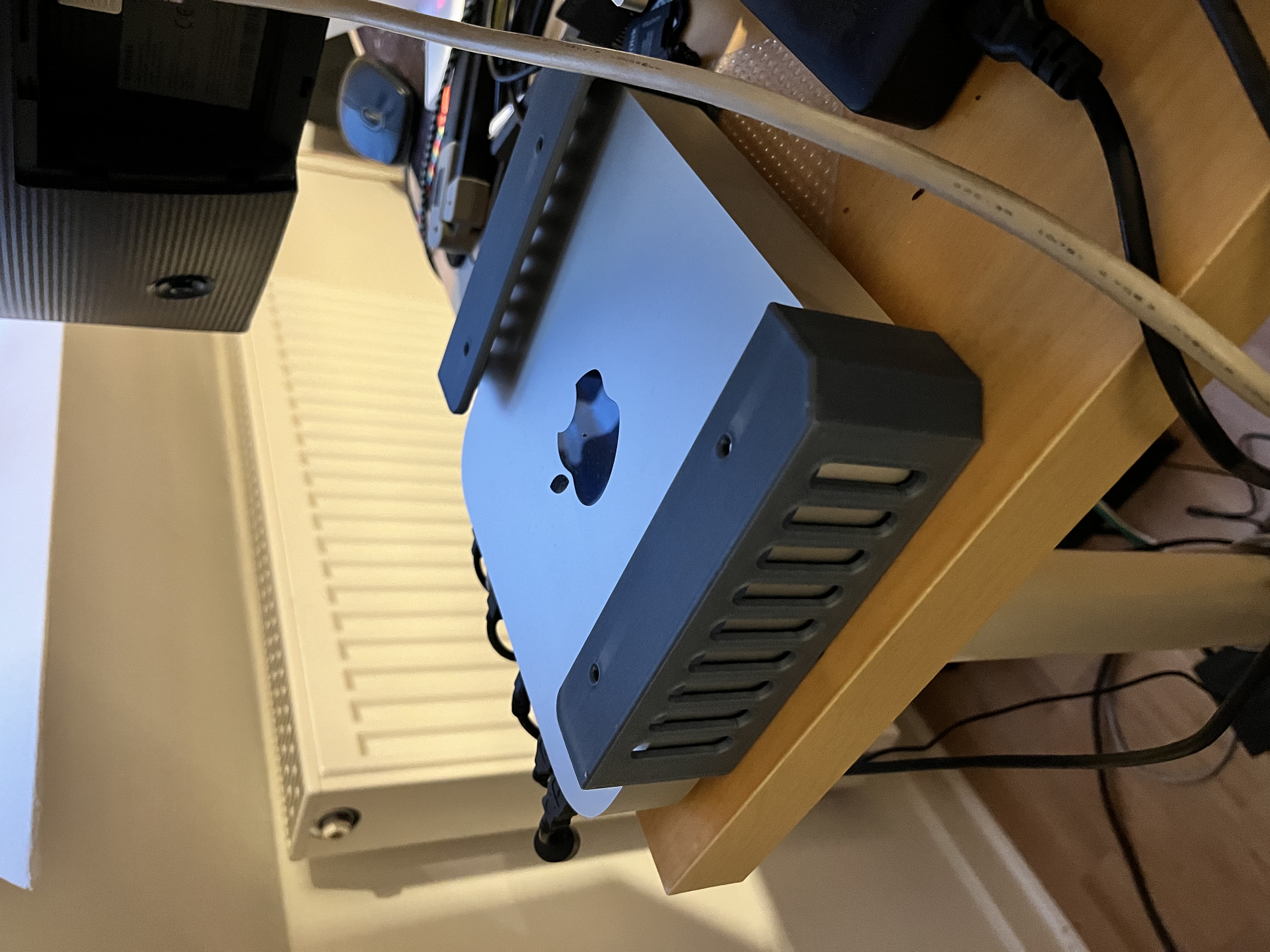 MacMini M2 under desk holder