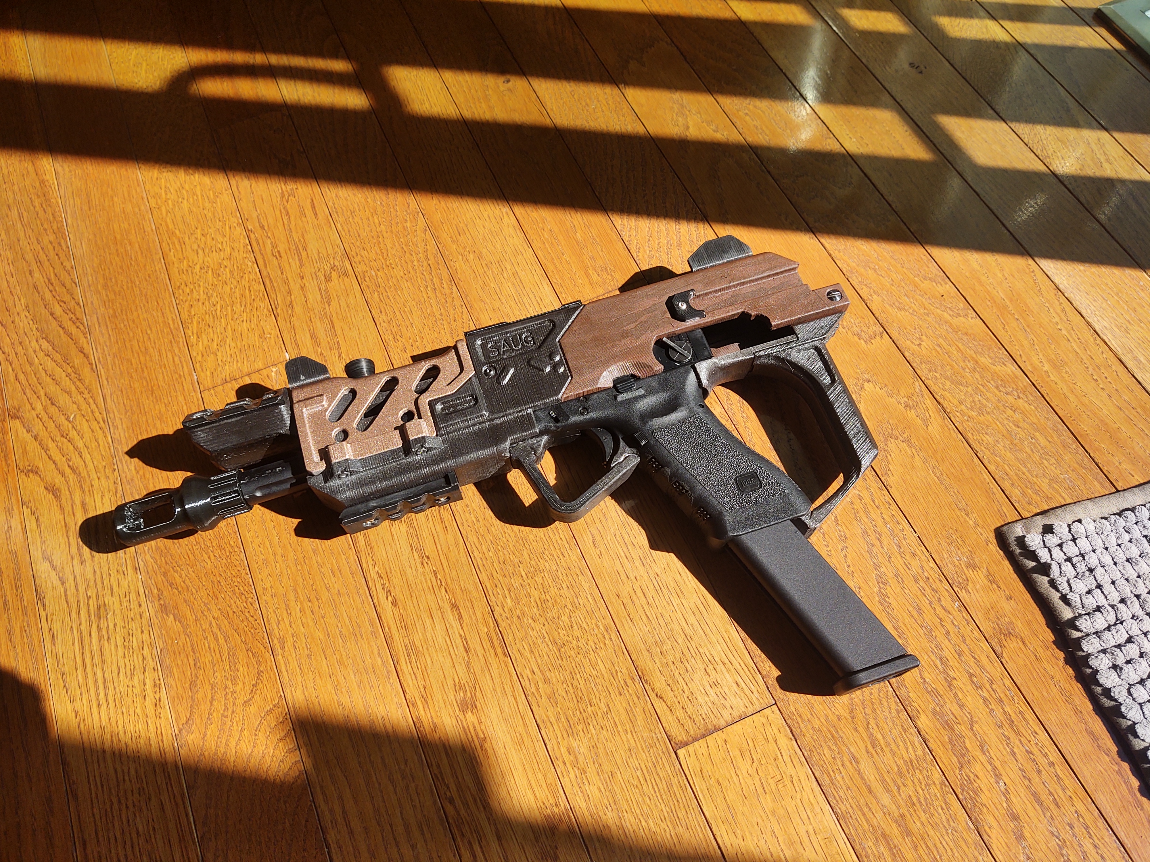 SAUG SMG Body Kit for Airsoft G18