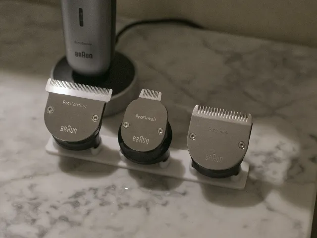 Braun series 9 beard trimmer shaving heads stand