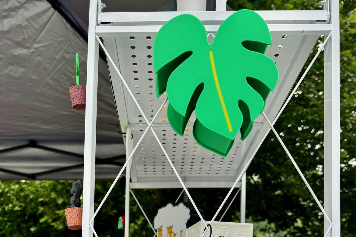 Hanging Planters — thumbnail 2