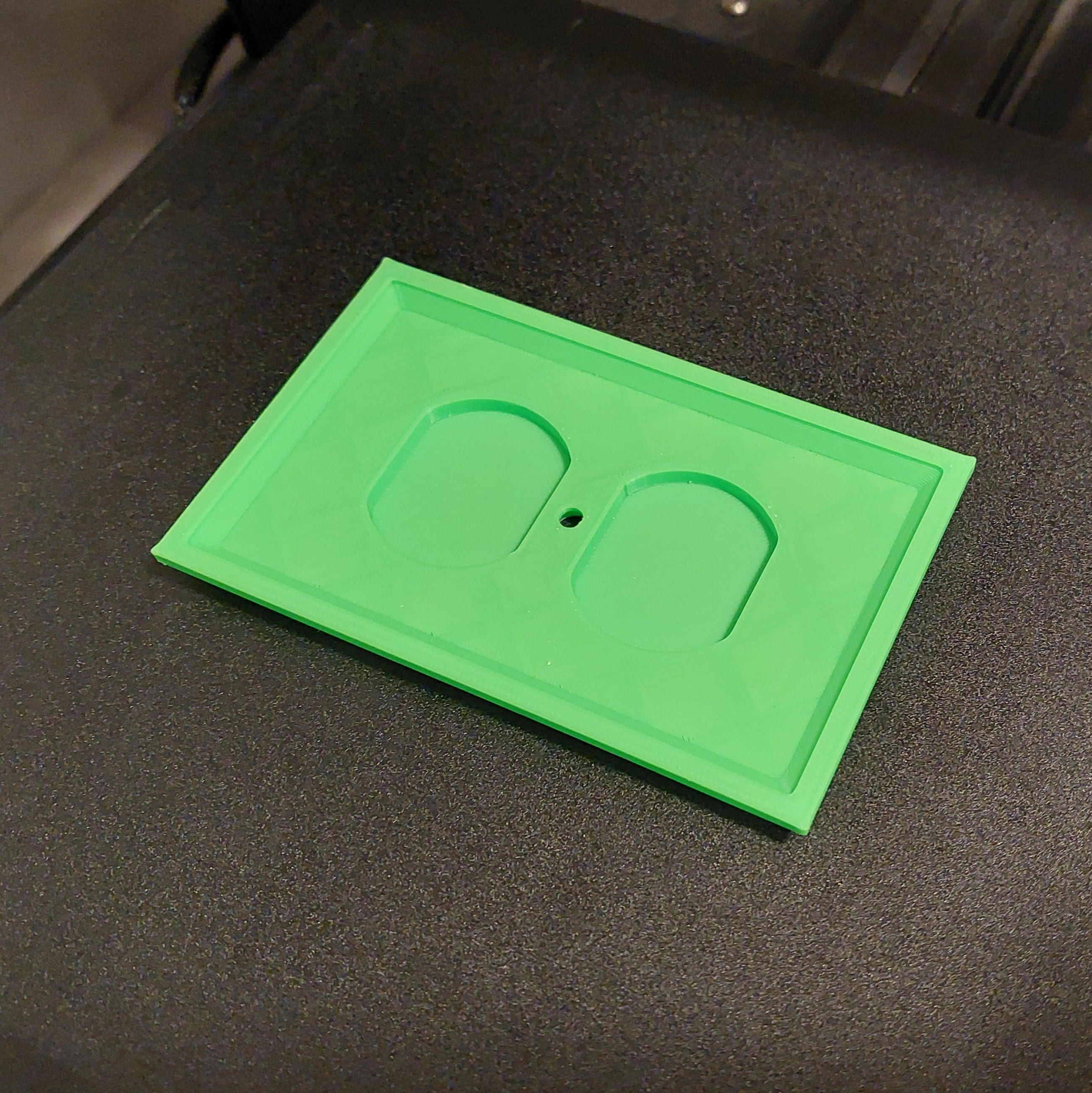 Electrical Outlet Cover - Hide Away