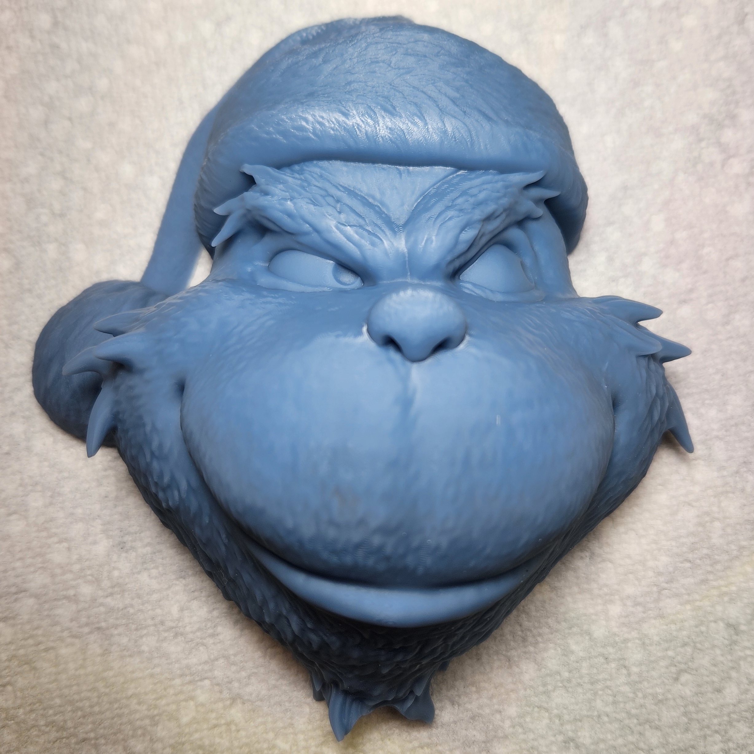 Grinch Wall Hanger (Resin Supported and Unsupported) 3D model thumbnail