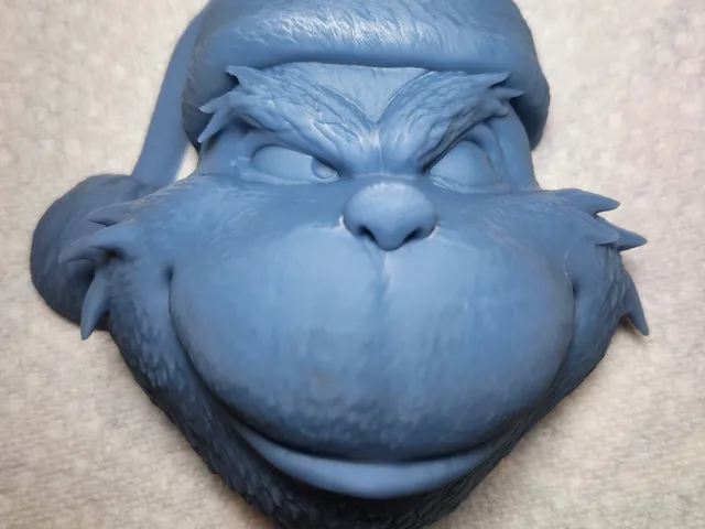 Grinch Wall Hanger (Resin Supported and Unsupported)