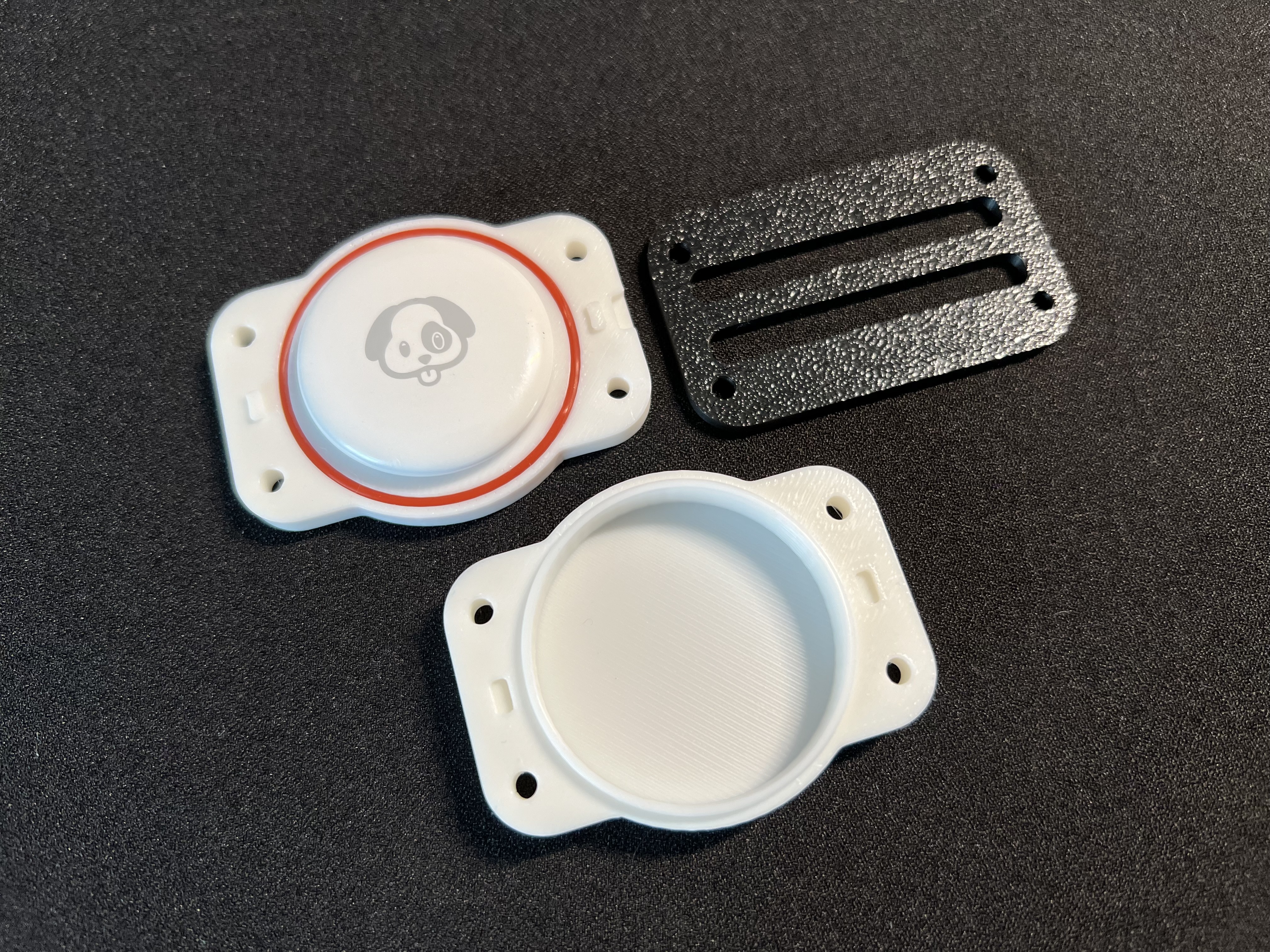Airtag case for pet harness