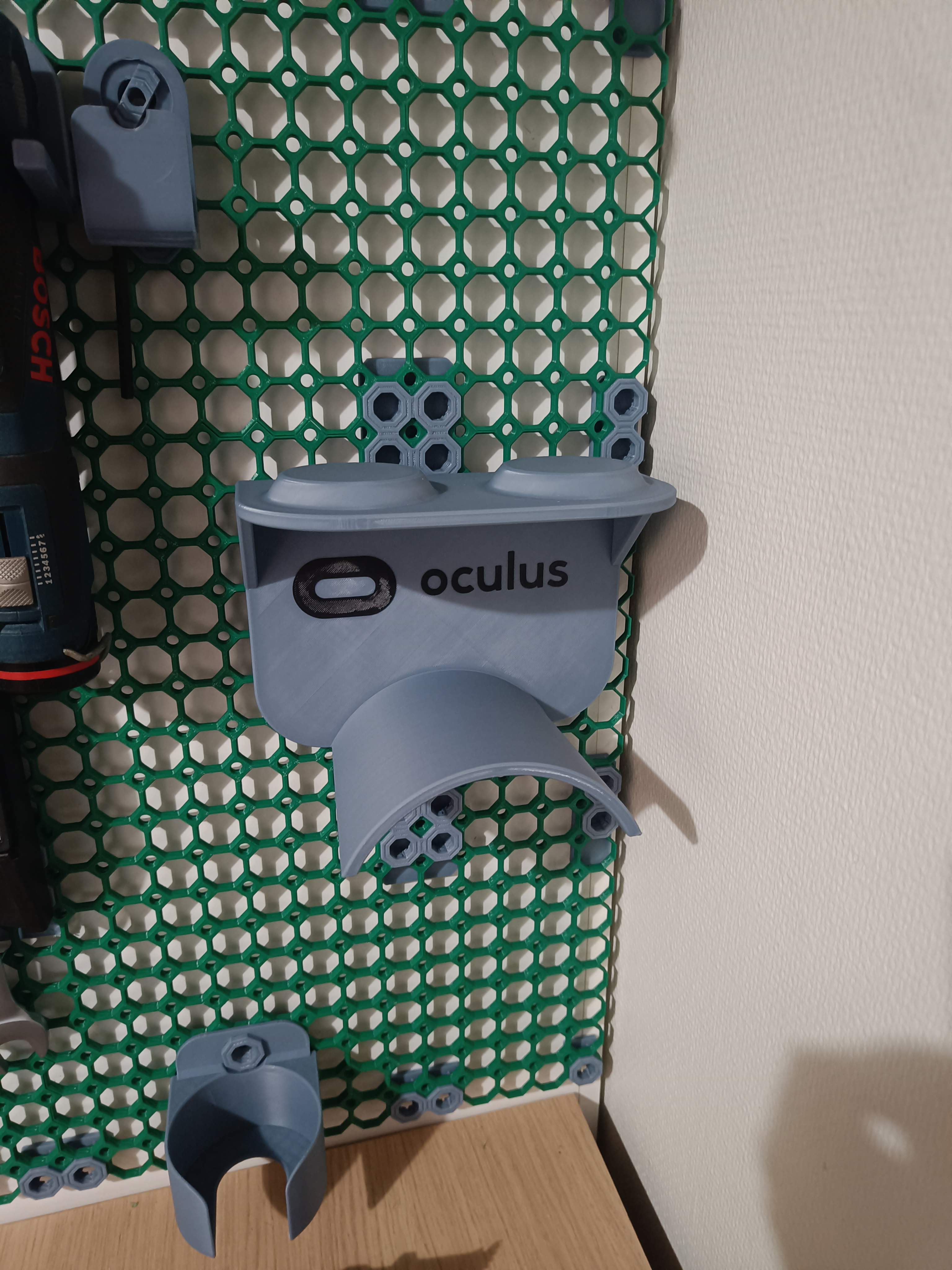 Quest 2 Wall Mount for Multiconnect — thumbnail 2