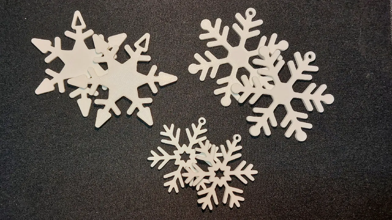Simple snowflakes by JaFiN | Download free STL model | Printables.com