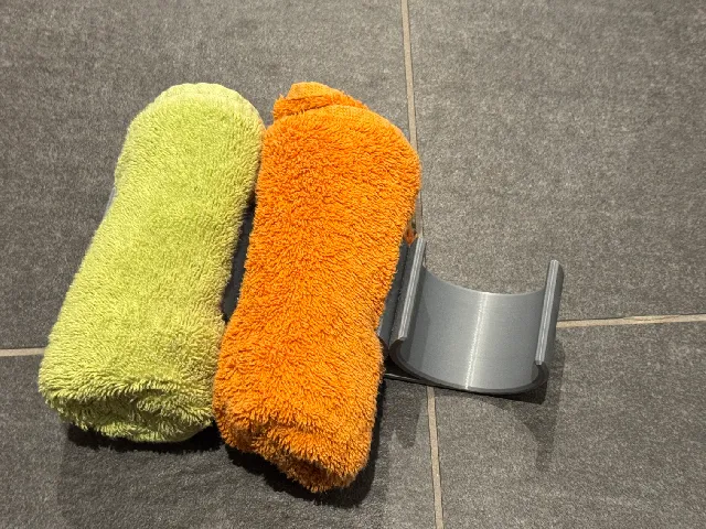Towel holder
