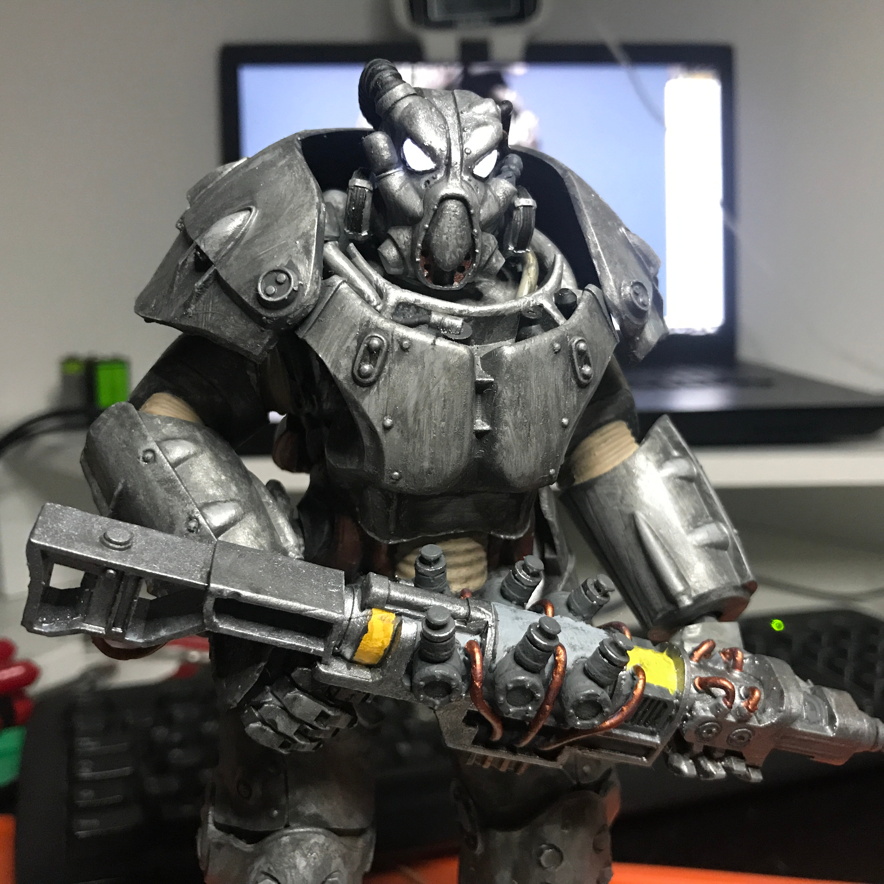 Fallout X-01 Power Armor — miniatura 4