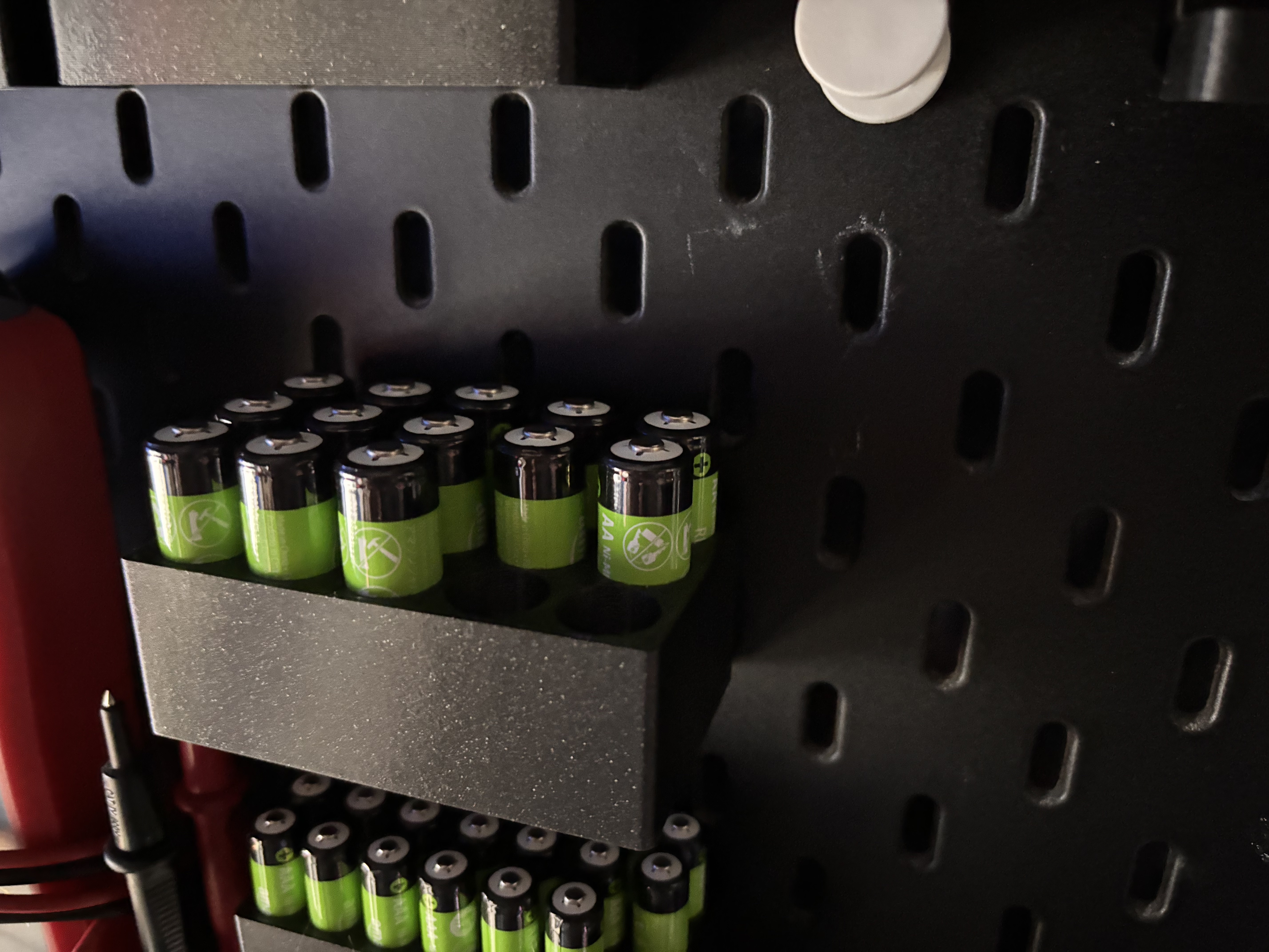 Skadis Battery Holder (AA)