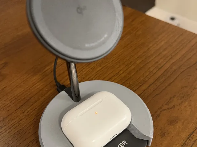 AirPods Pro 2 alignment jig for Anker MagGo charging station (model A2544)