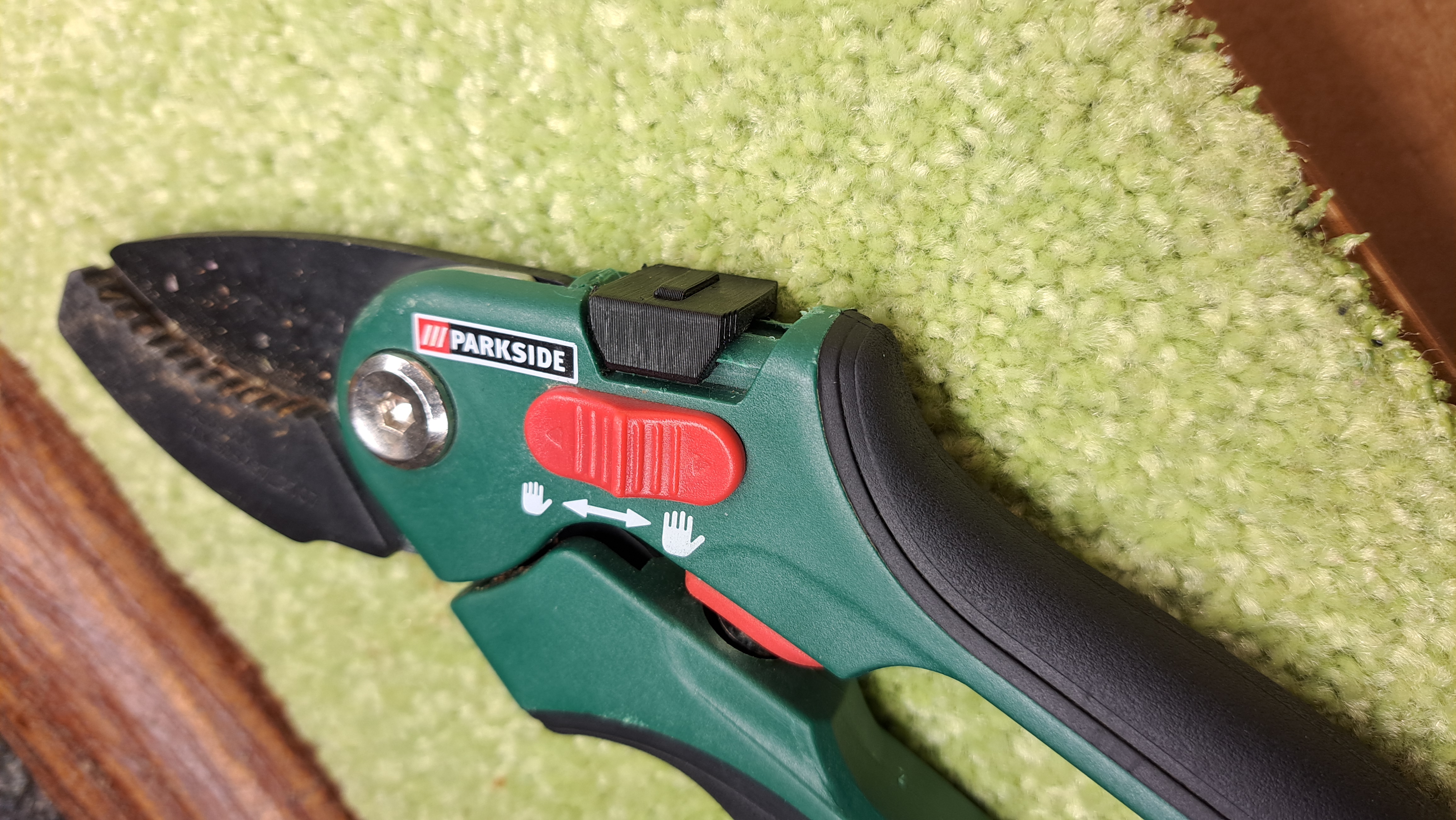 Fuse for GARDEN SCISSORS