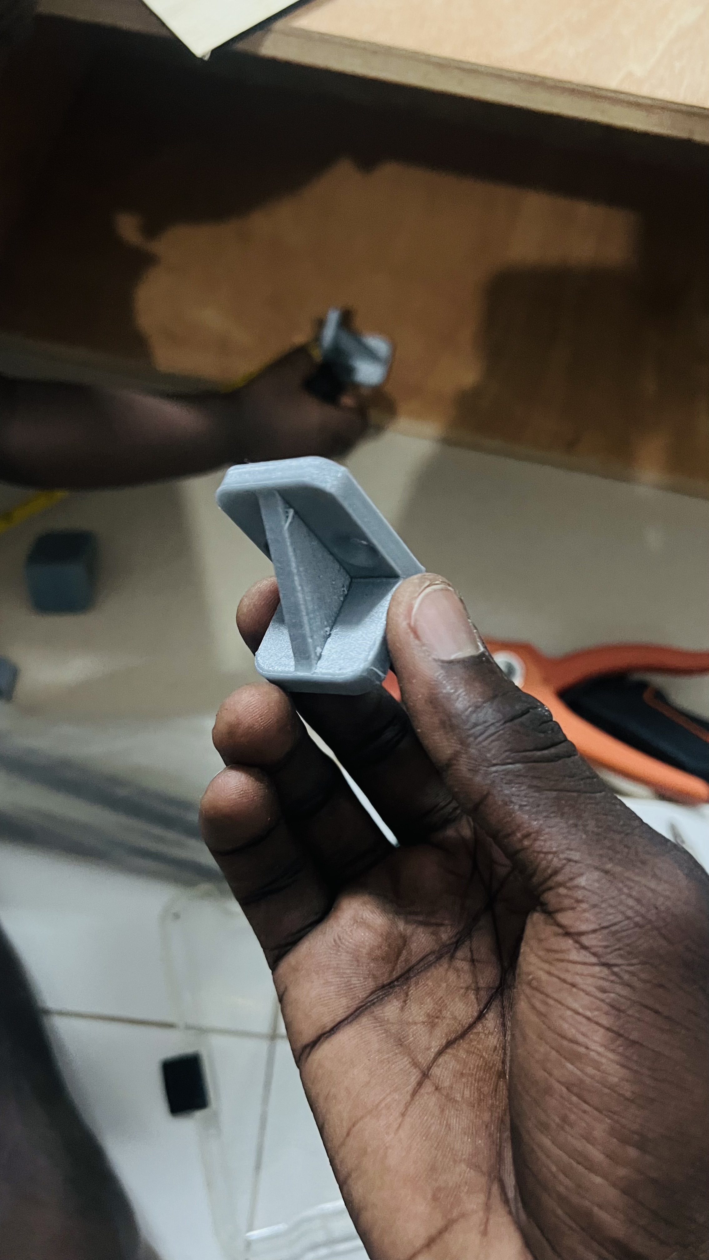 angle bracket (équerre étagère)