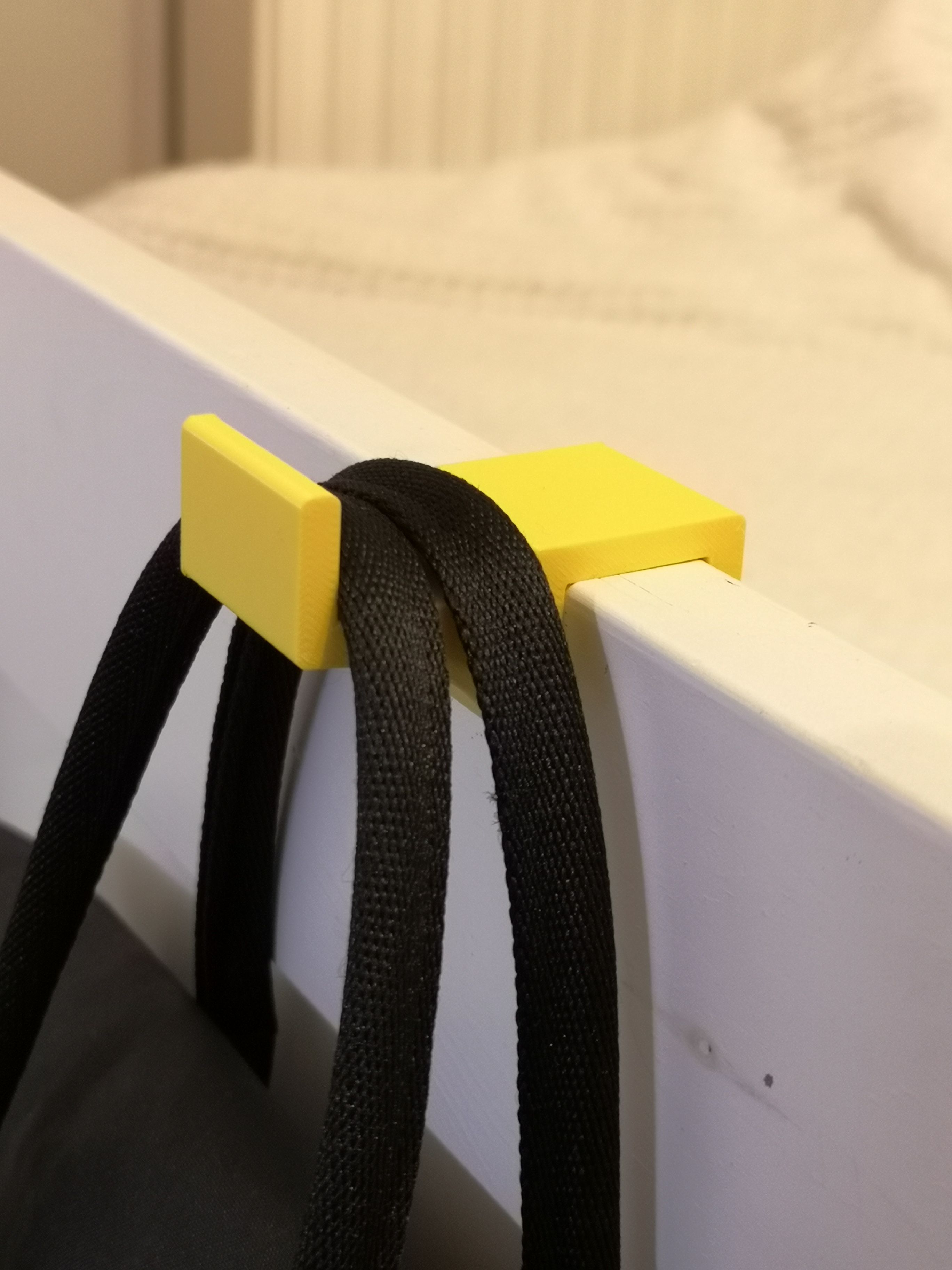 Miniatura 3 do modelo 3D Bed, Backpack, Cabinet, Universal Hook