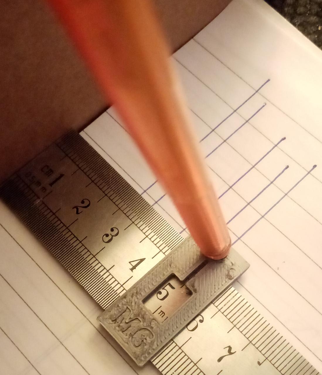 Adjustable ruler guide (Flash prints)