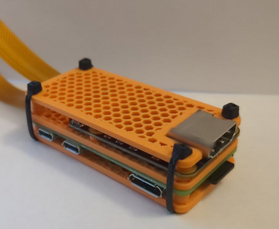 pikvm - pi zero 2w case with hdmi csi bridge (waveshare)
