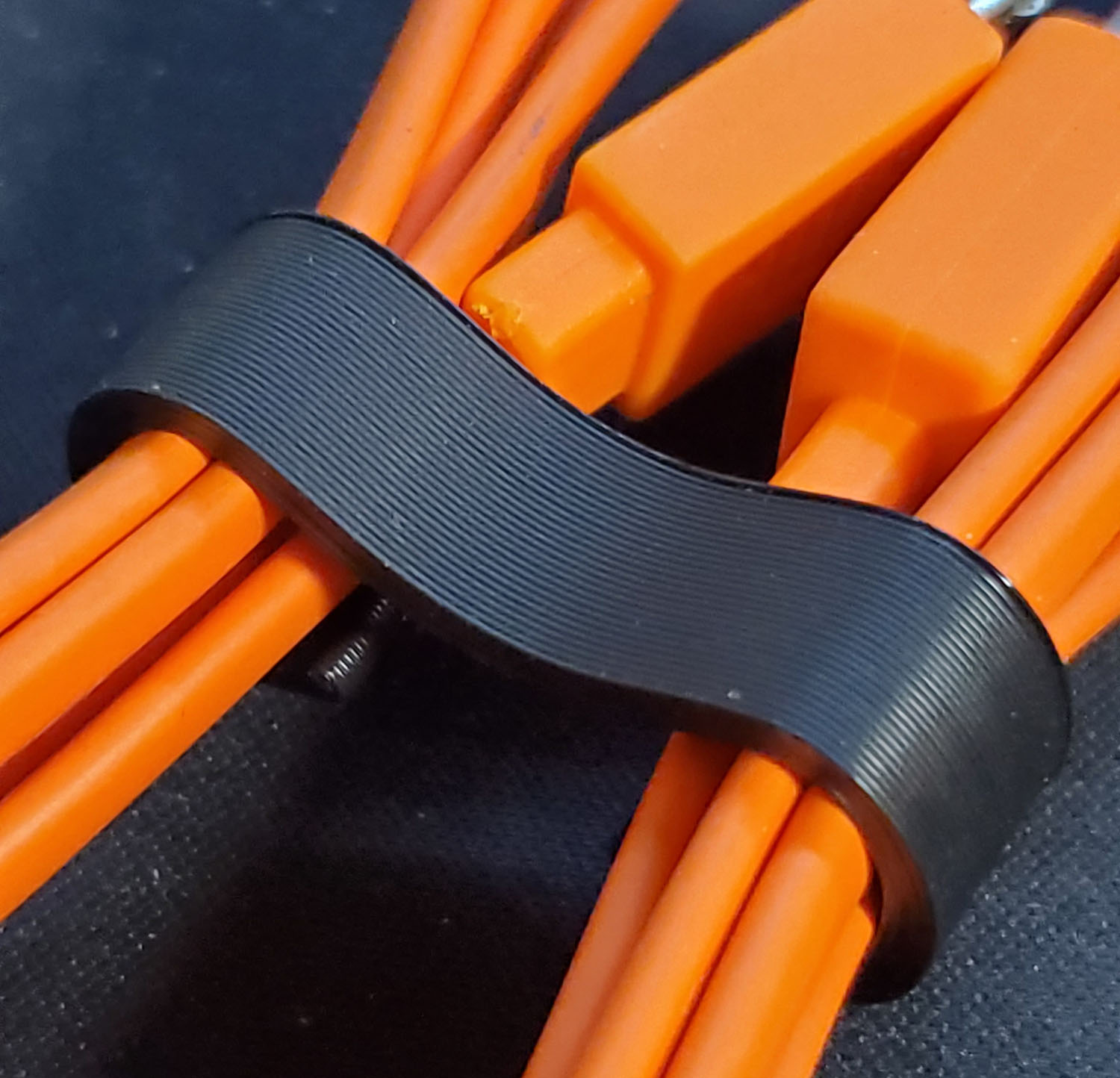 Miniatura 2 do modelo 3D Simple Cable Clip