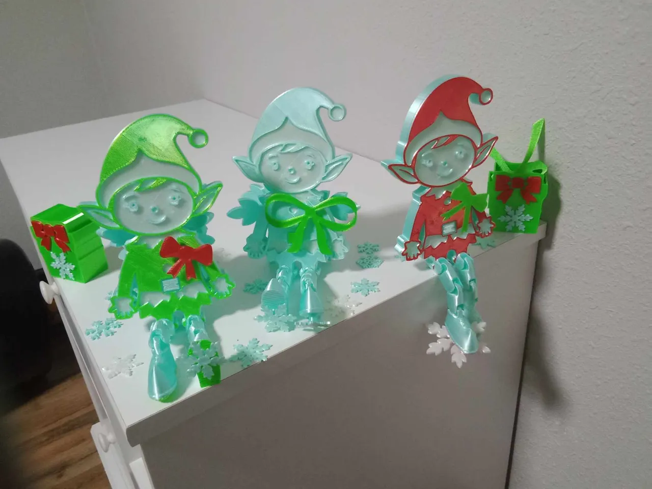 Articulated Christmas Elf on The Shelf with Removable Snowflakes and ...