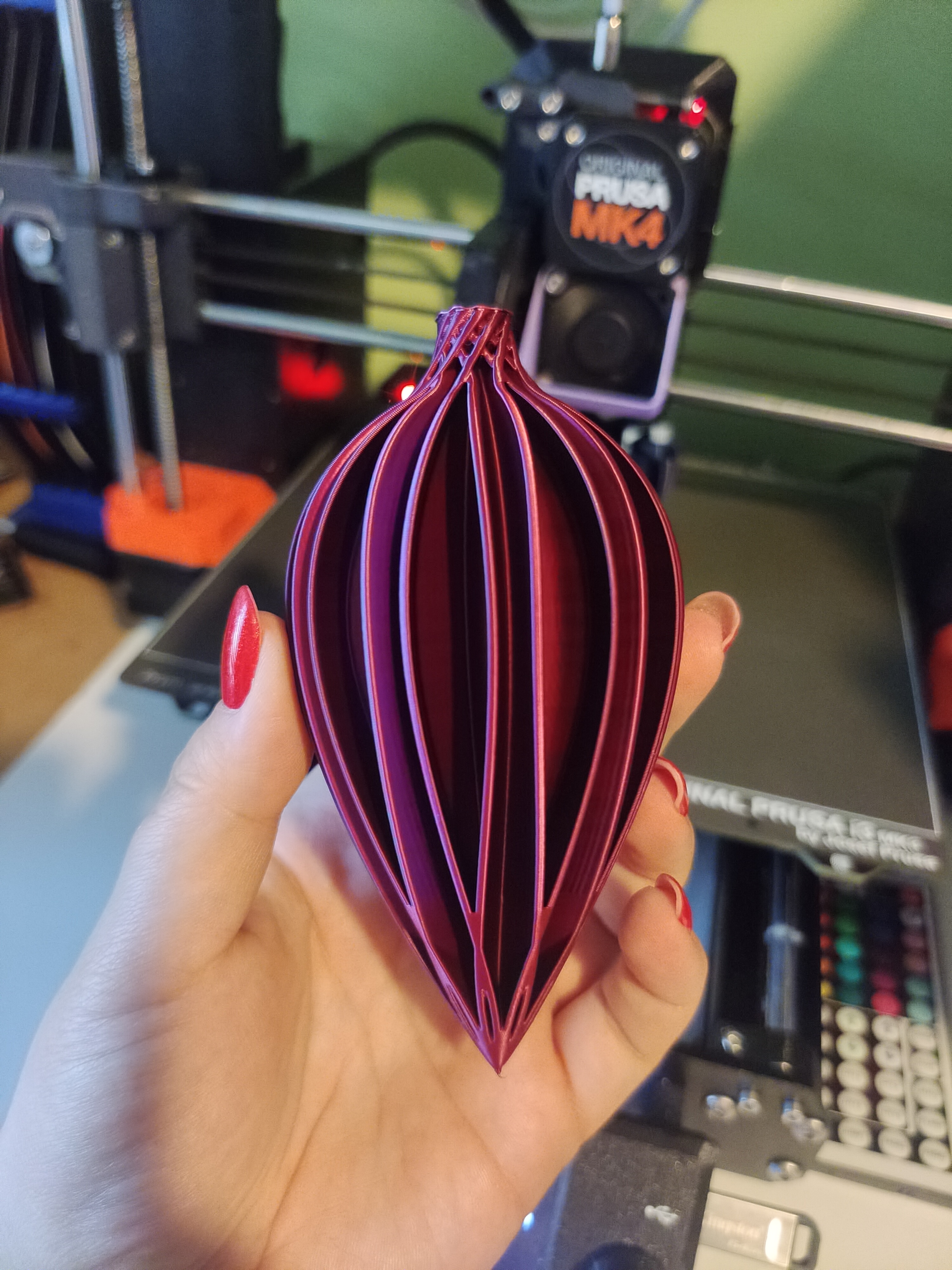 Christmas ornament VASE MODE- NO SUPPORT only 21g