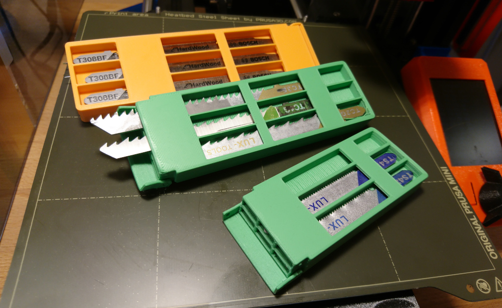 jigsaw blade case