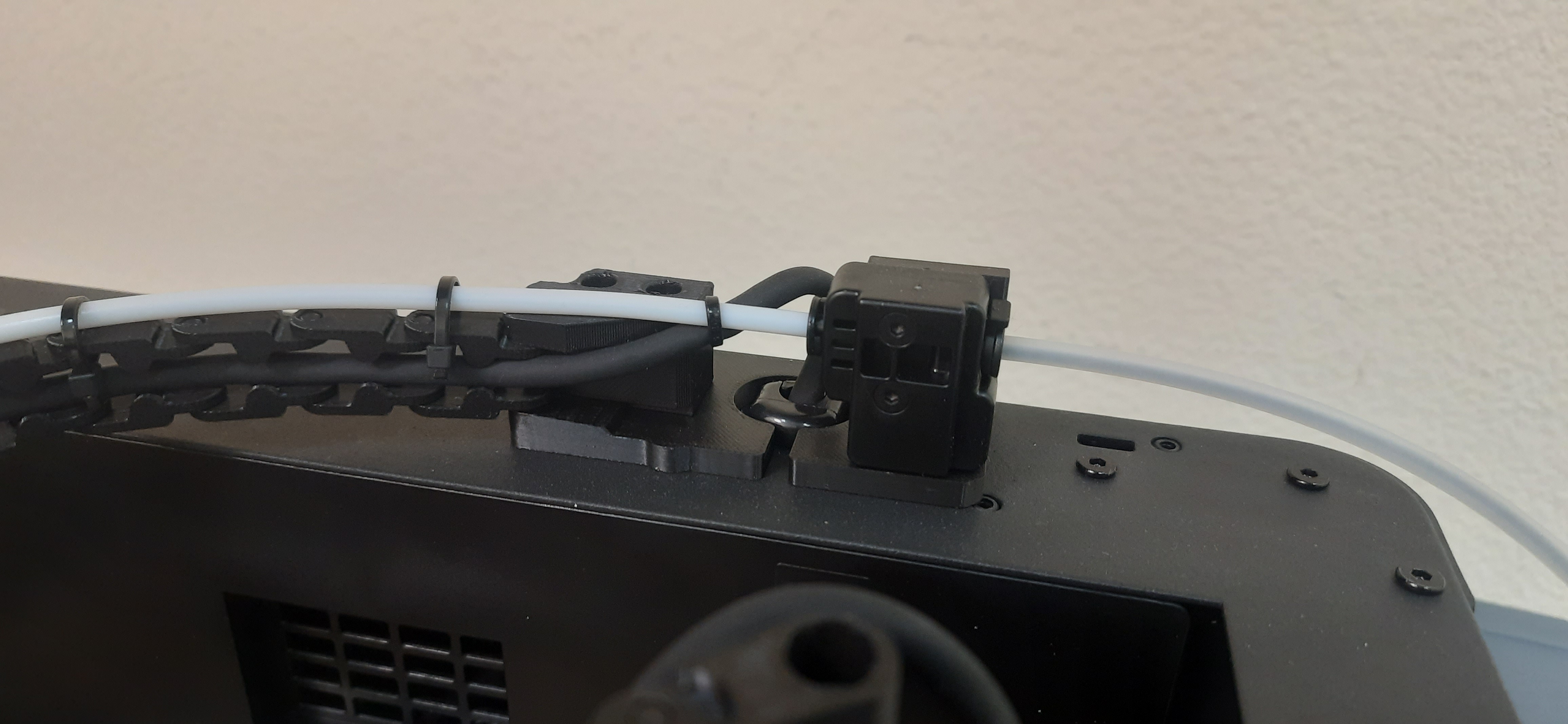 Flashforge Adventurer 5M Drag Chain Holder (AD5M)