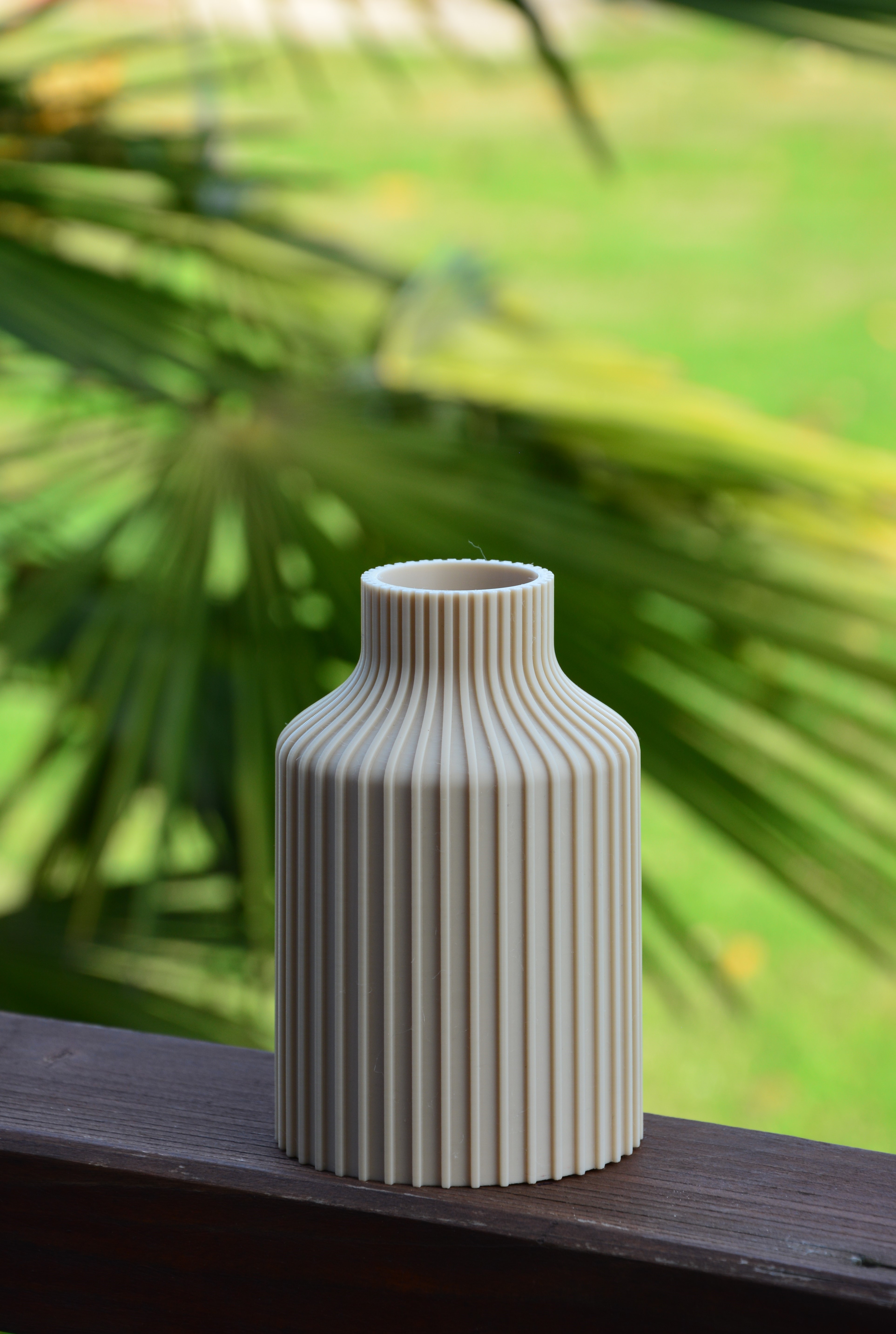 Erica | Modern Vase