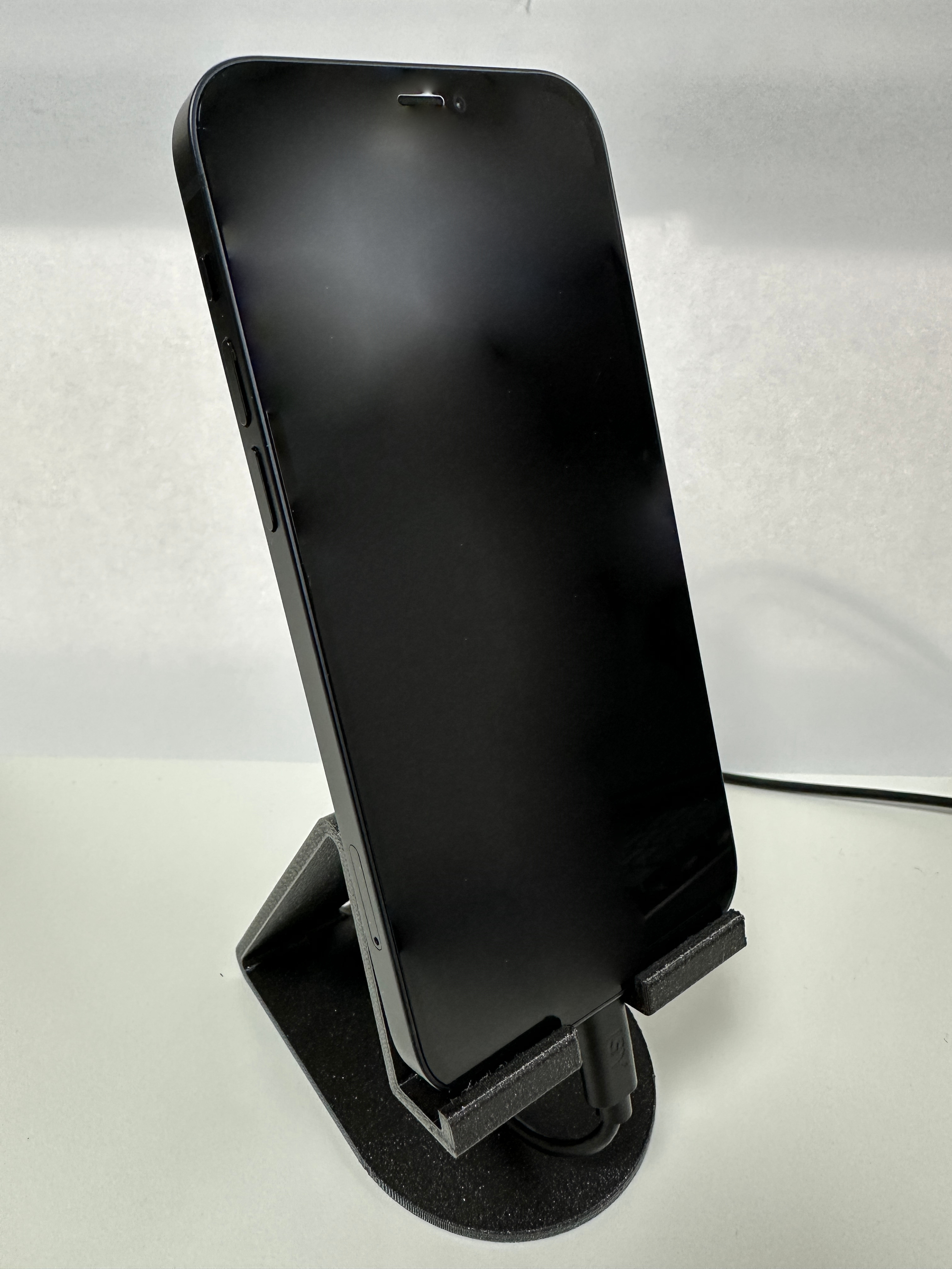 Smart Phone Stand (iOS, Android) with charging cable cut-offs
