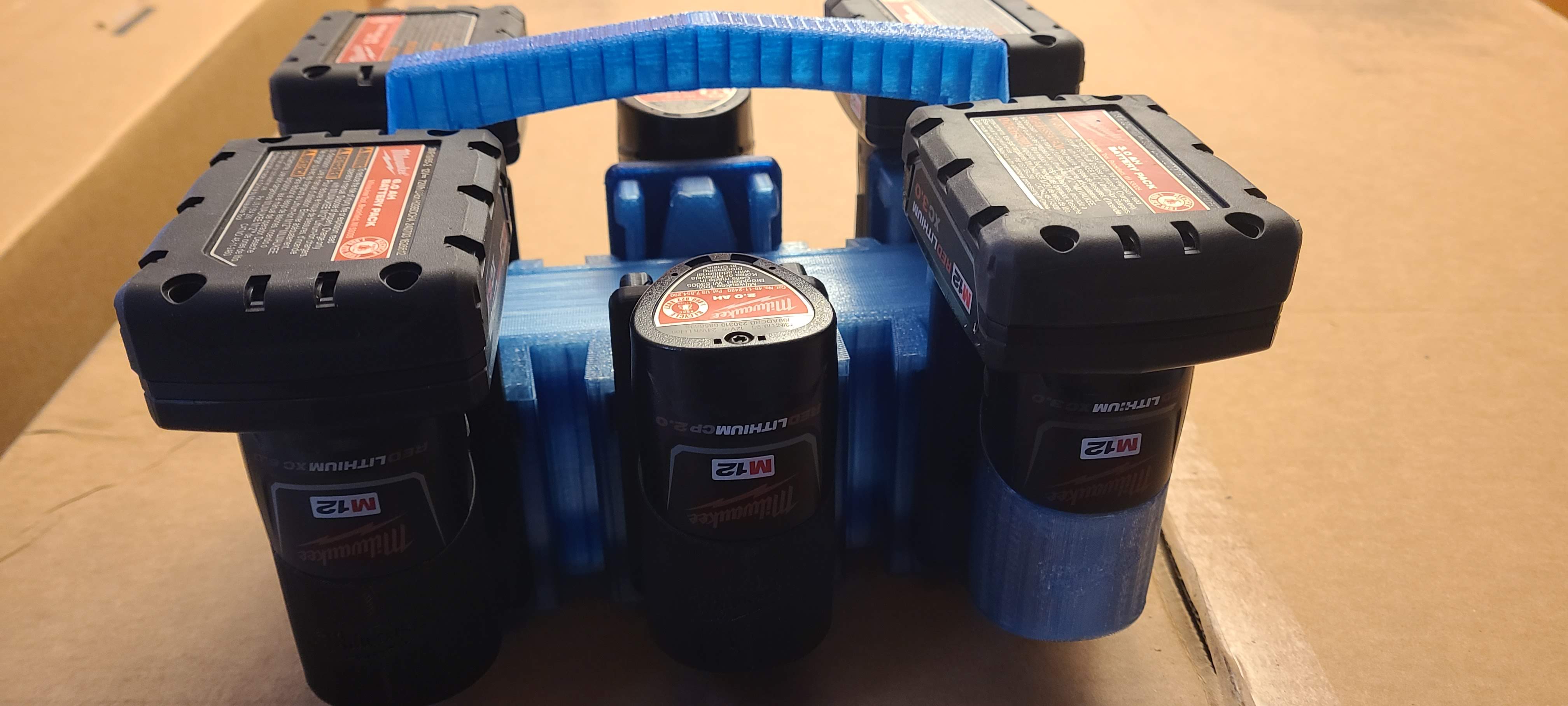 Milwaukee M12 Adapter for tote