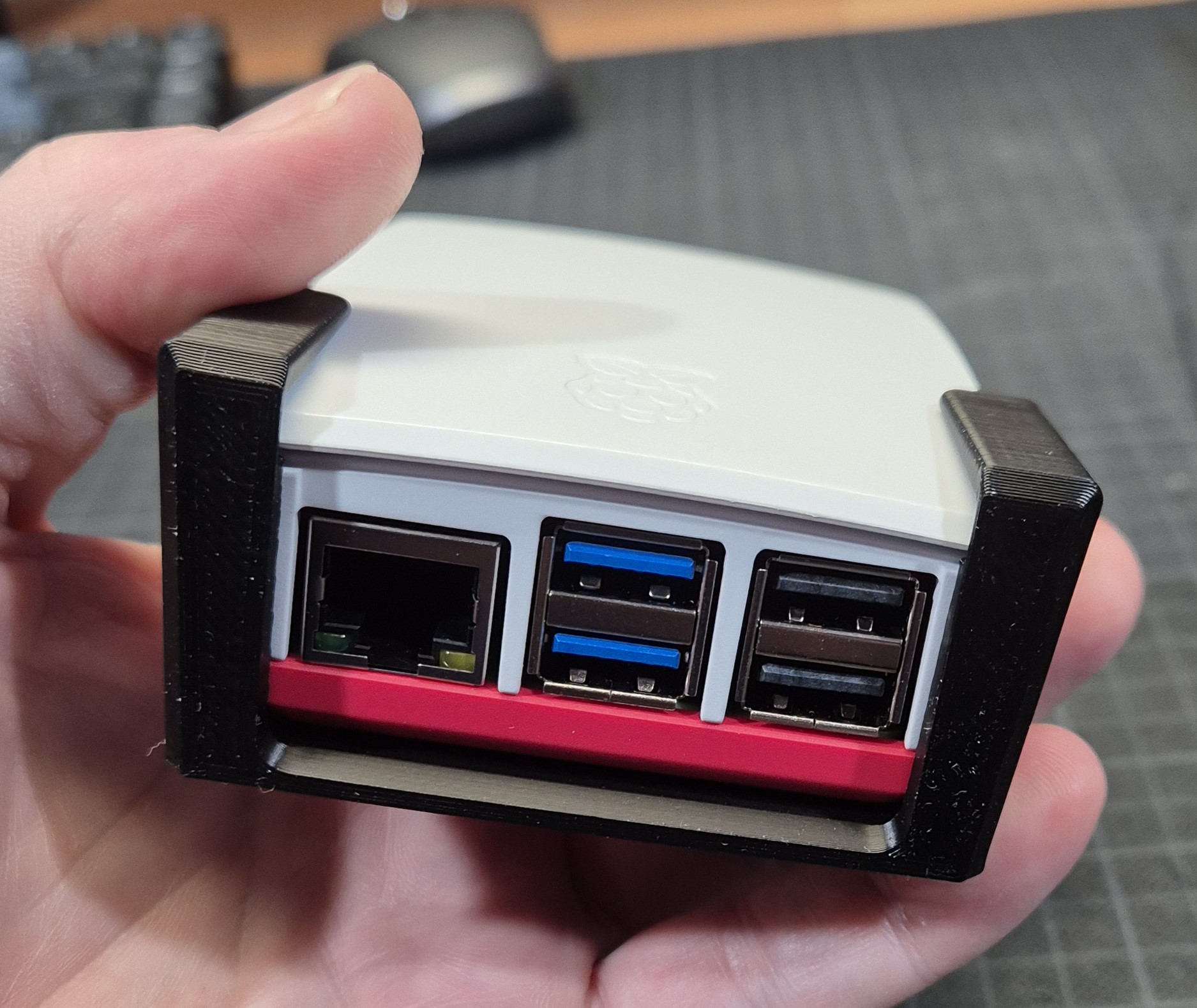 Miniatura 2 do modelo 3D Raspberry Pi 5 Original Case Mount