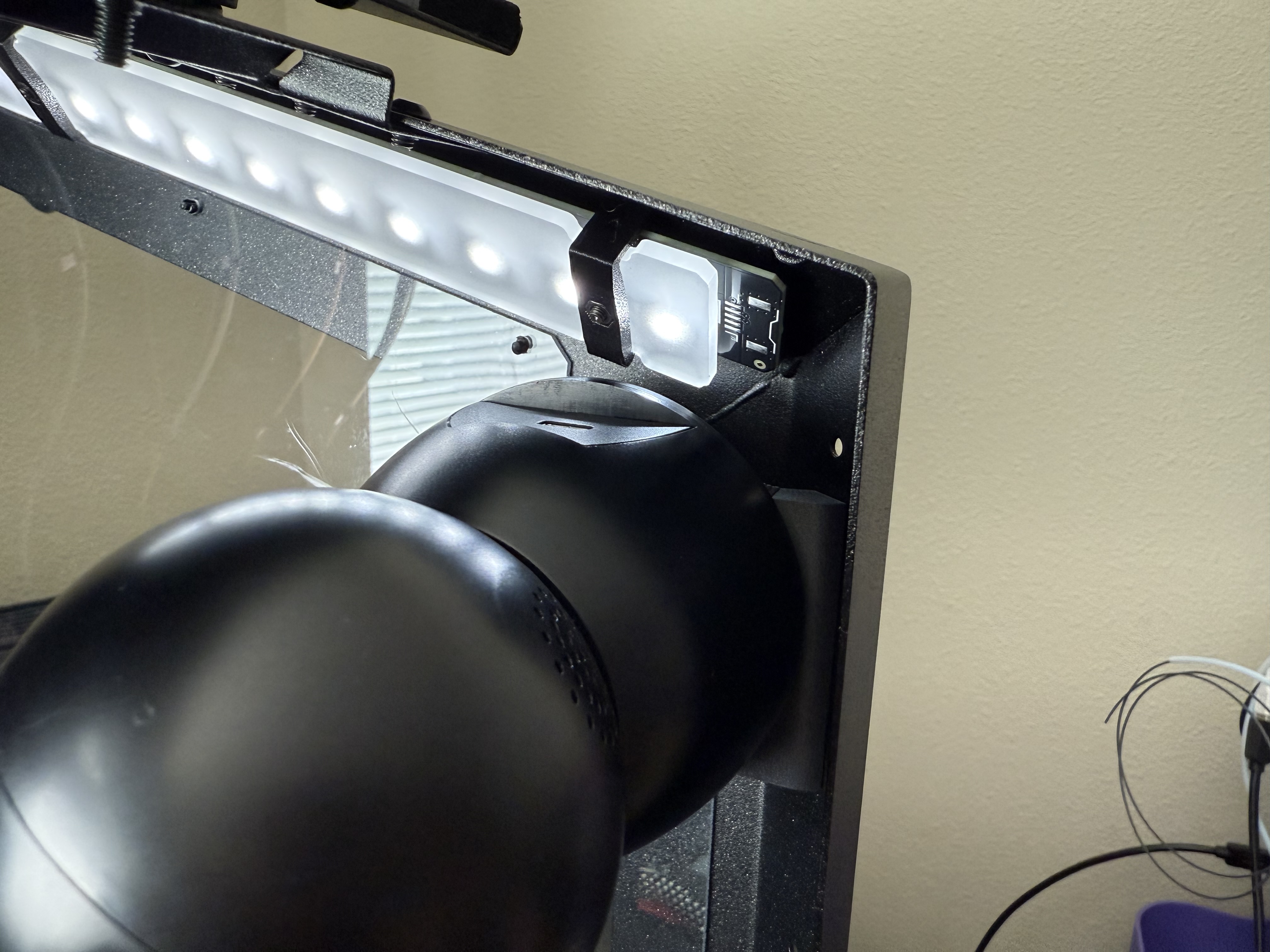 CornerBuddy XL Enclosure Mount for Buddy3D Camera