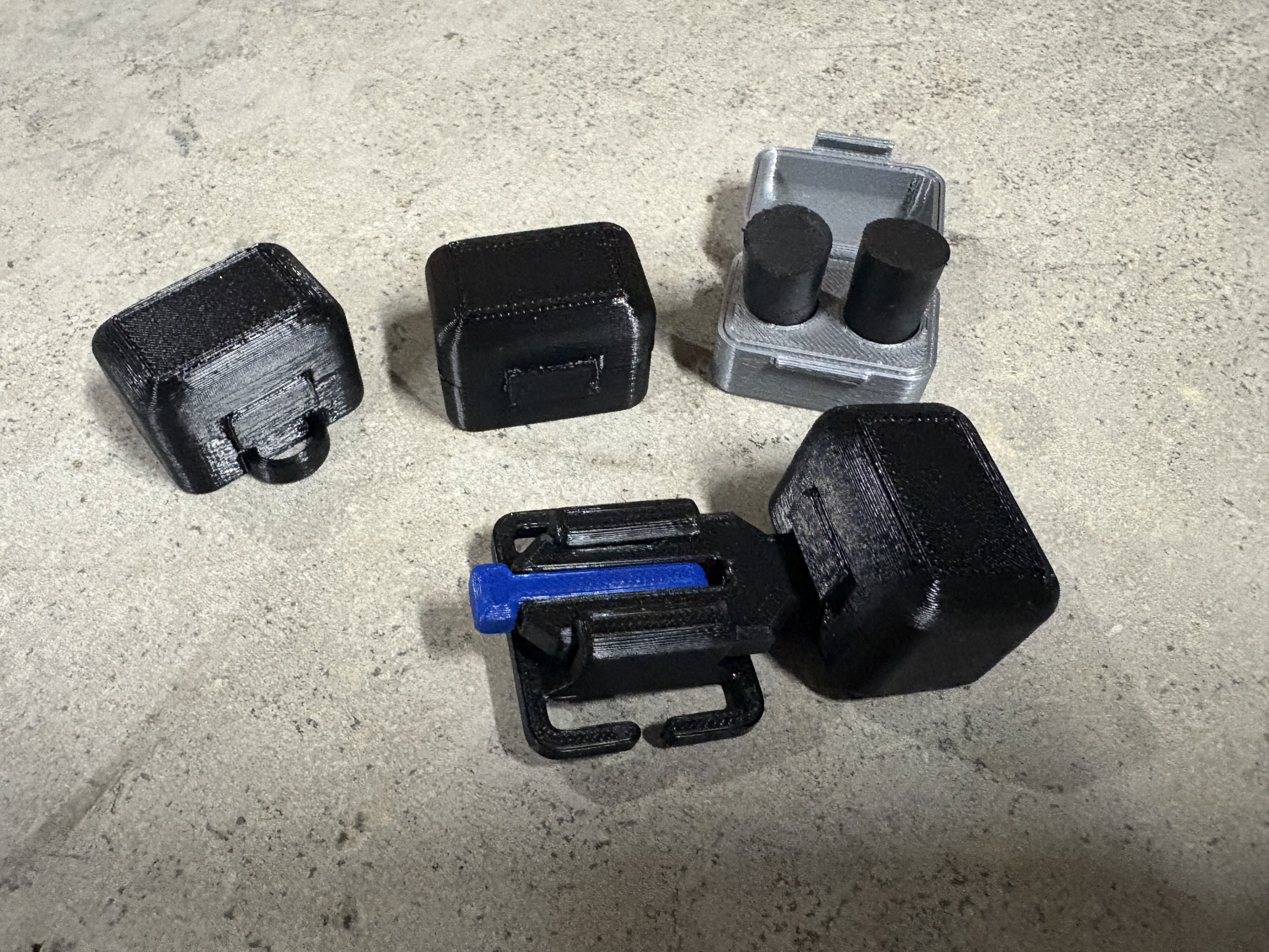 Miniatura 6 do modelo 3D PlugBox - RangeVault Series | PIP Earplug Case