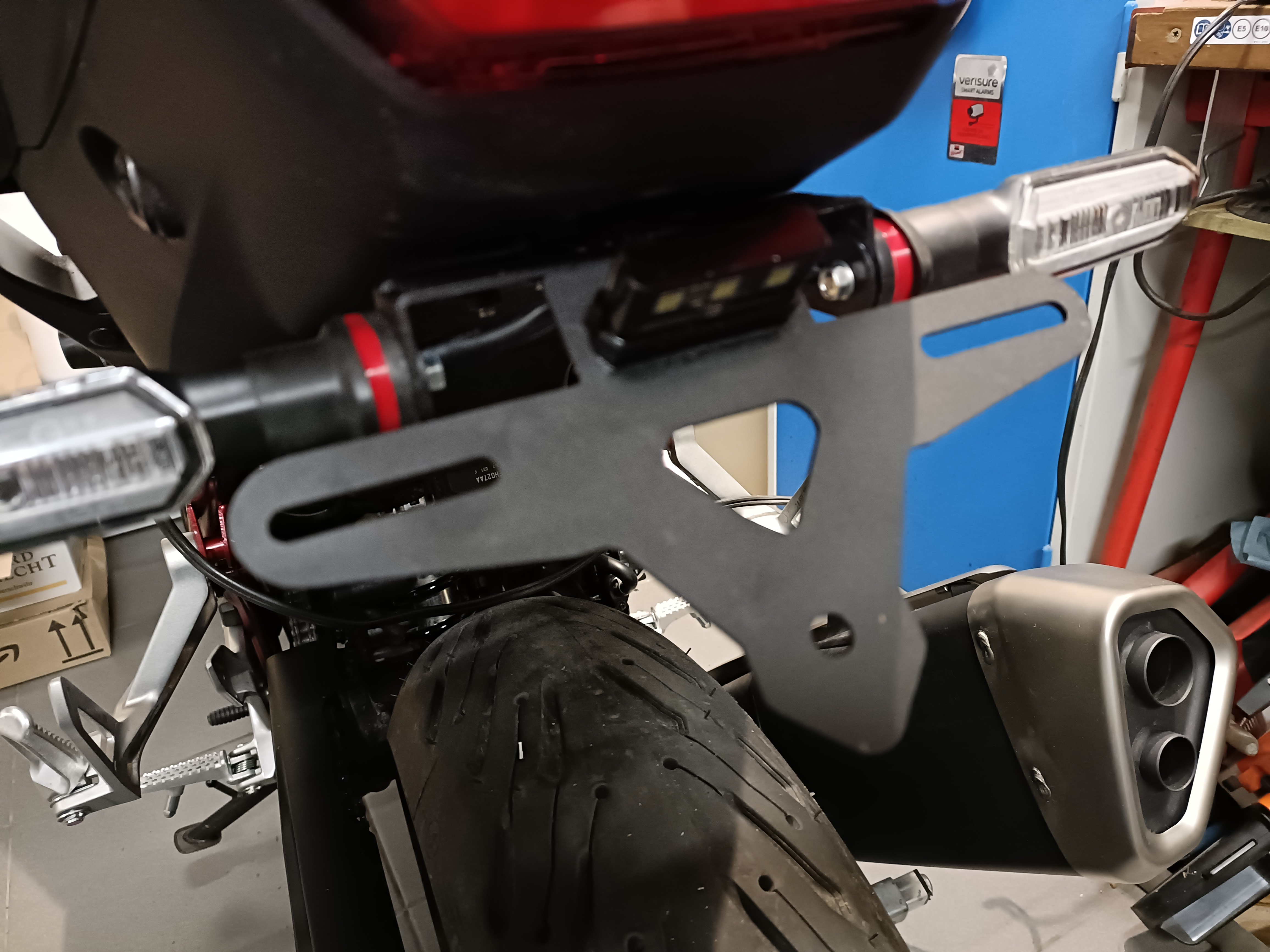 Entretoise clignotant origine Honda Hornet 750