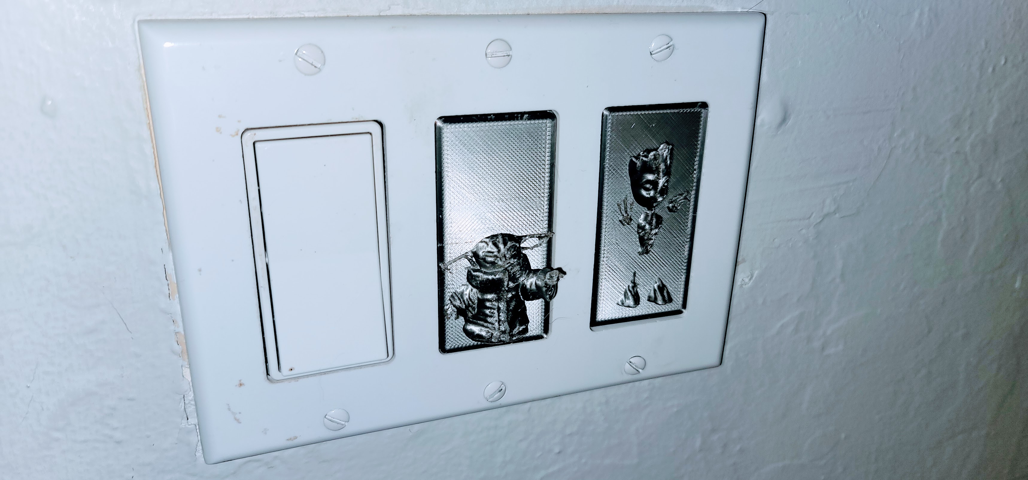 Decora plates, Grogu, Baby Yoda, Groot in carbonite