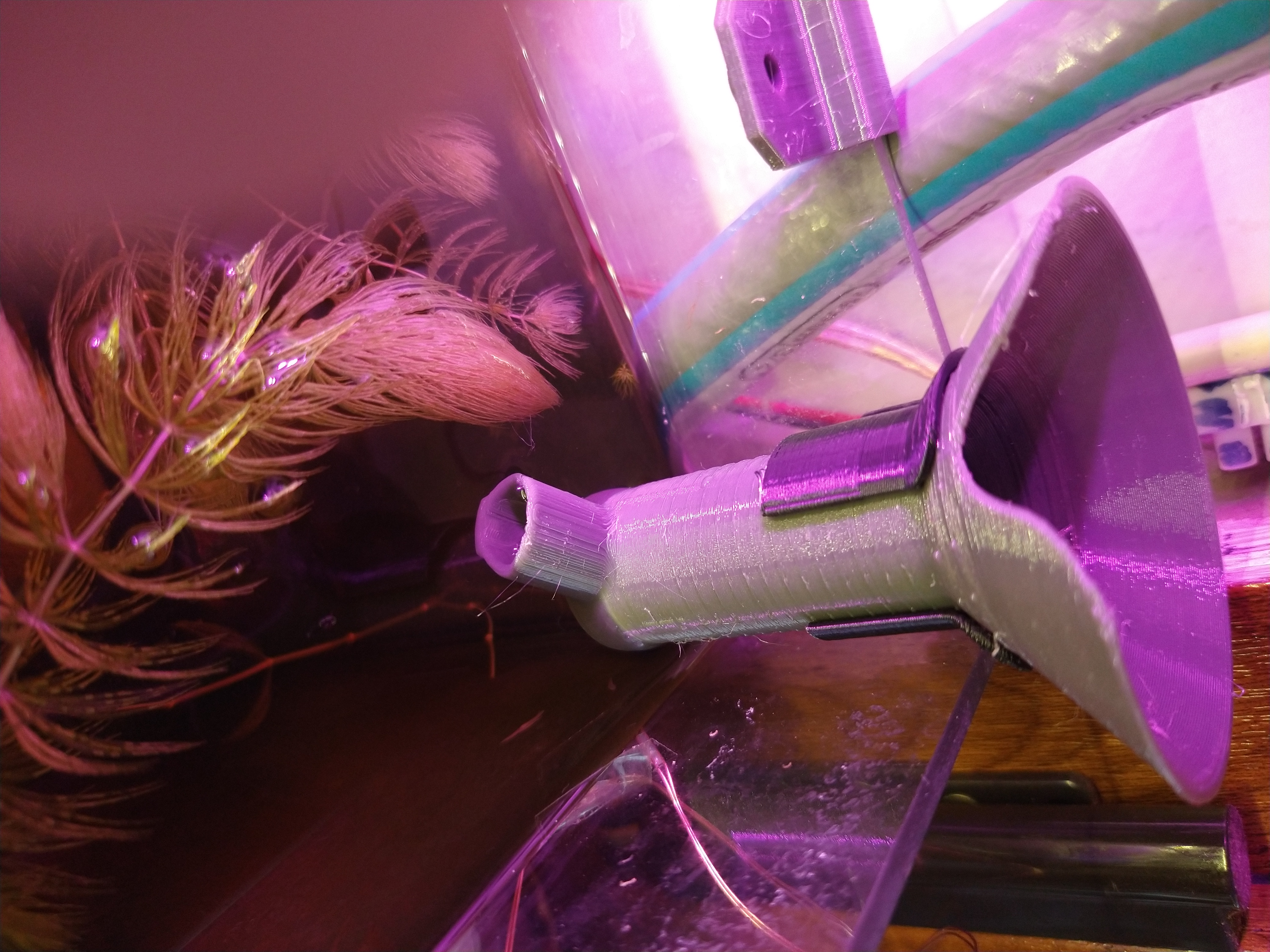 Aquarium Einlauf drehbare Strömung