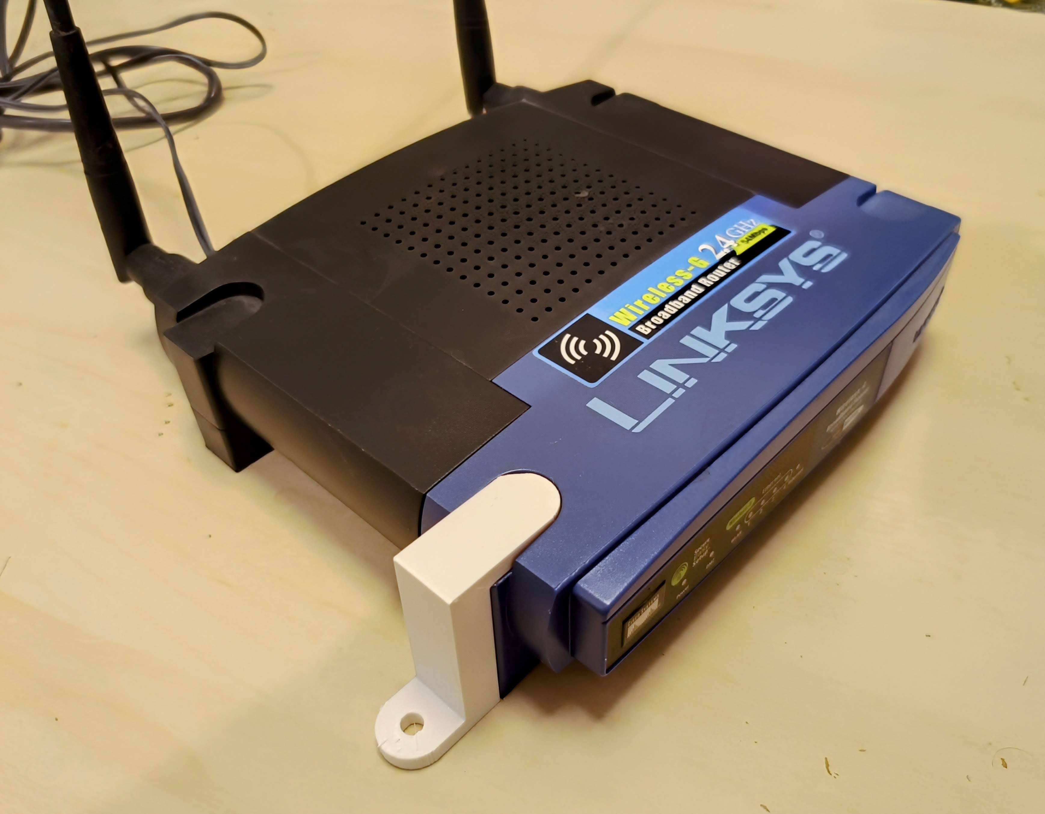Linksys WRT54GL Mounting Bracket