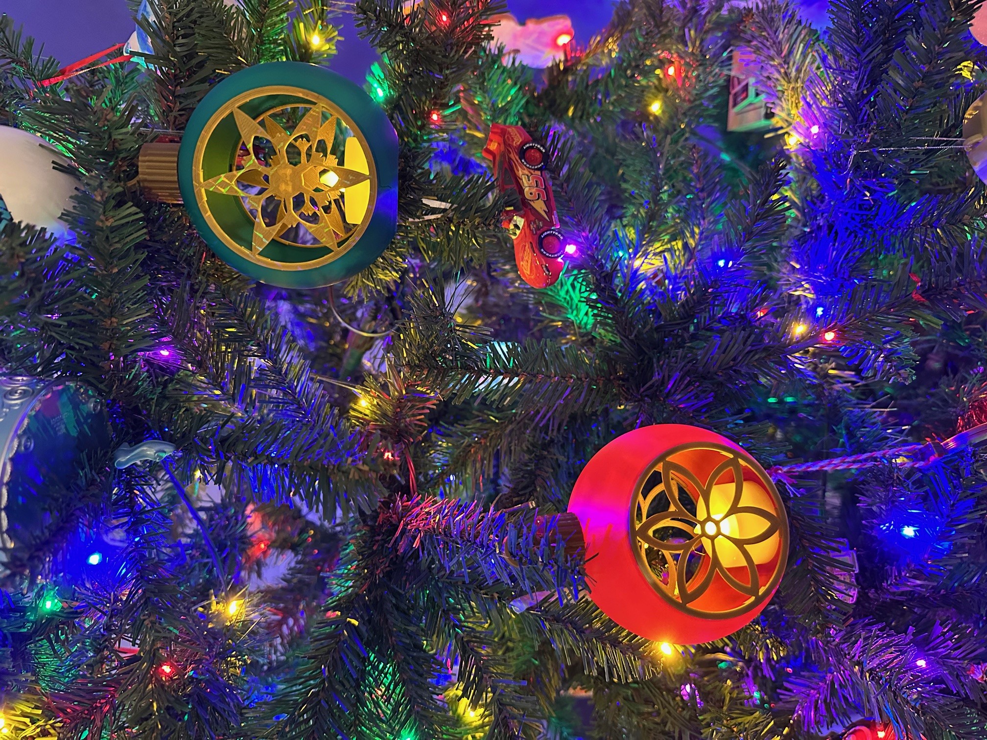 Ornament Sphere Tealight 2024 - REV 3