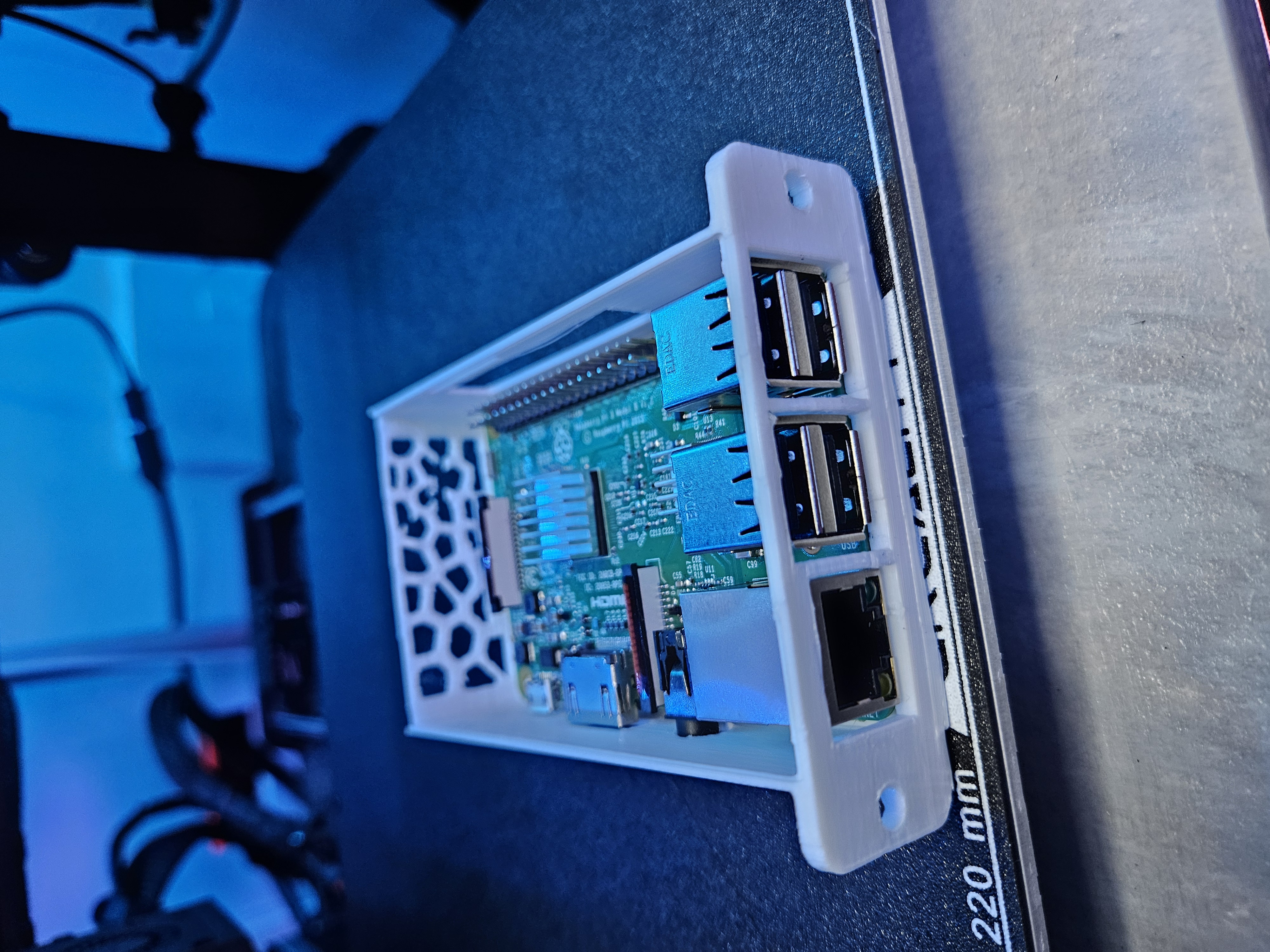 Raspberry Pi 3 + Tray for Rack with GPIO access