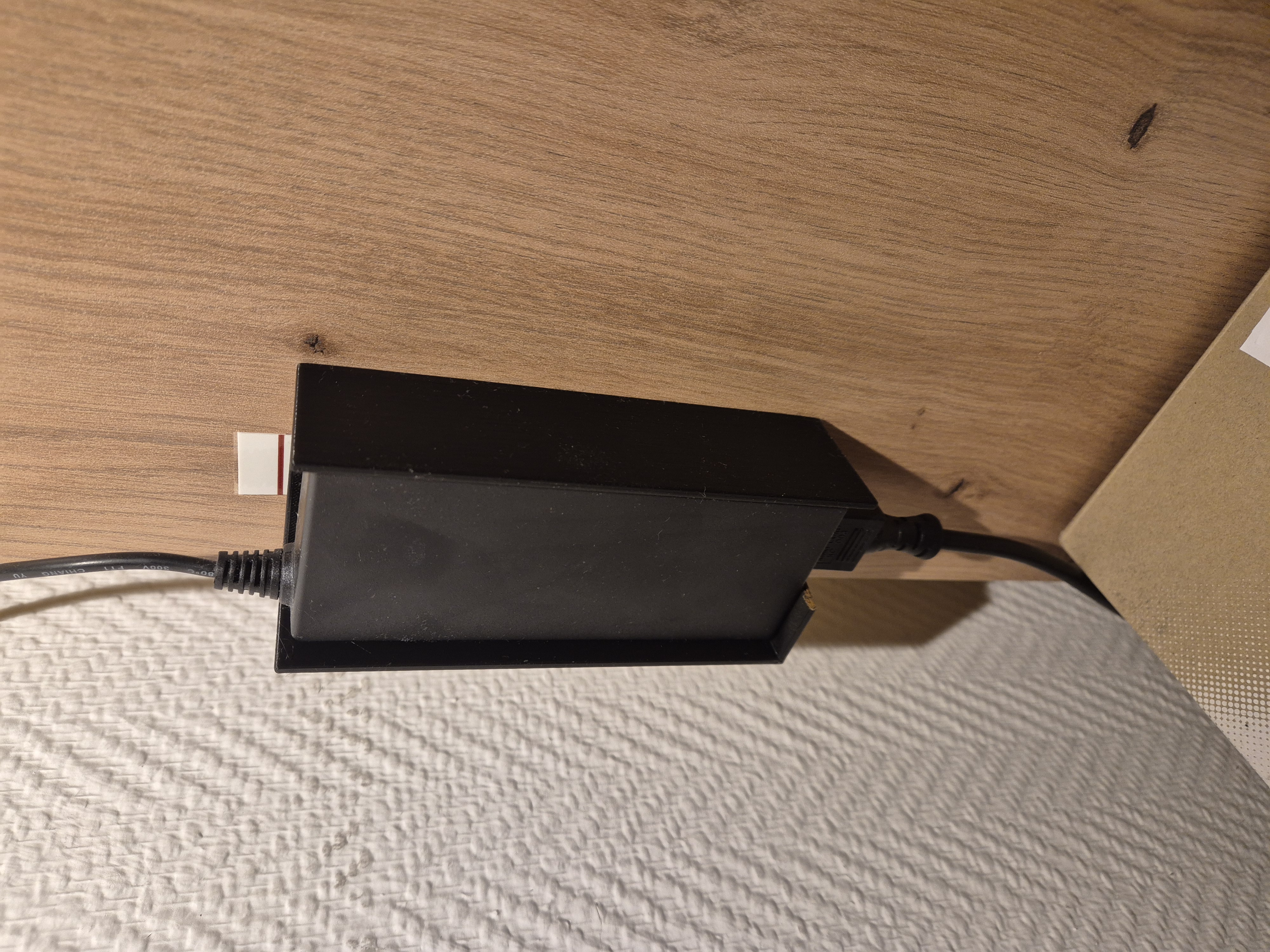 Halter für ein Netzteil / Holder for a power supply