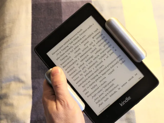 Amazon Kindle grip
