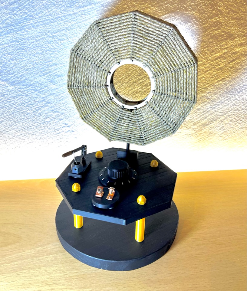 Crystal Radio - vintage prop/model